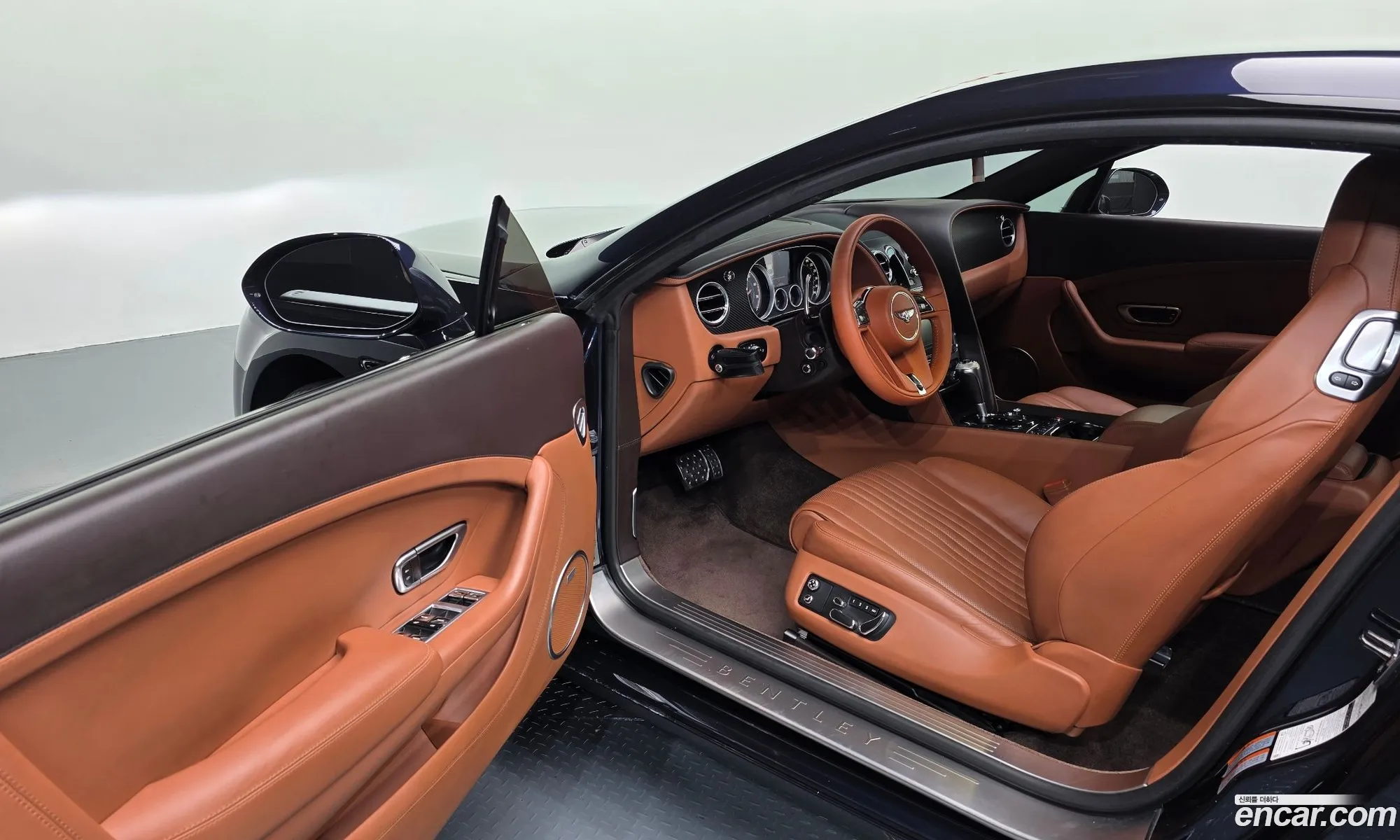 Bentley Continental GT 2016 SCBFT63W6GC055861 — 5