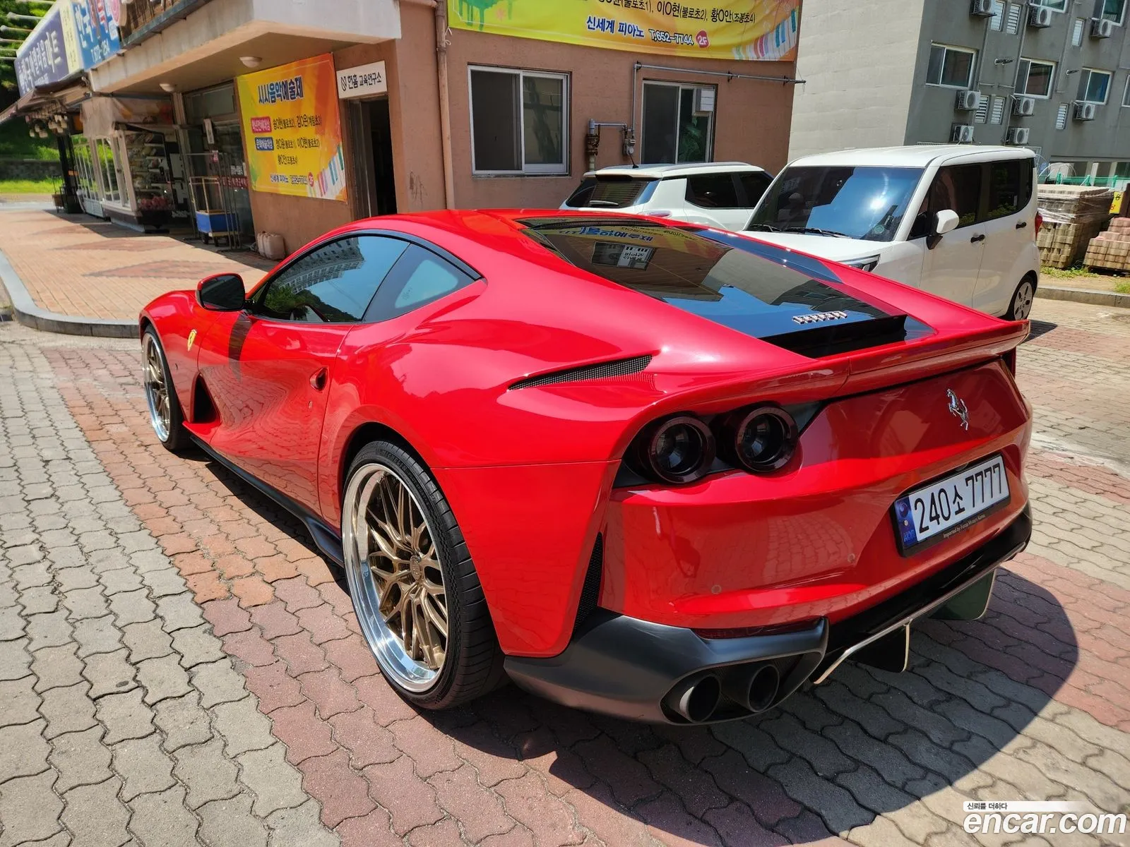 Ferrari 812 Superfast 2018 — 17