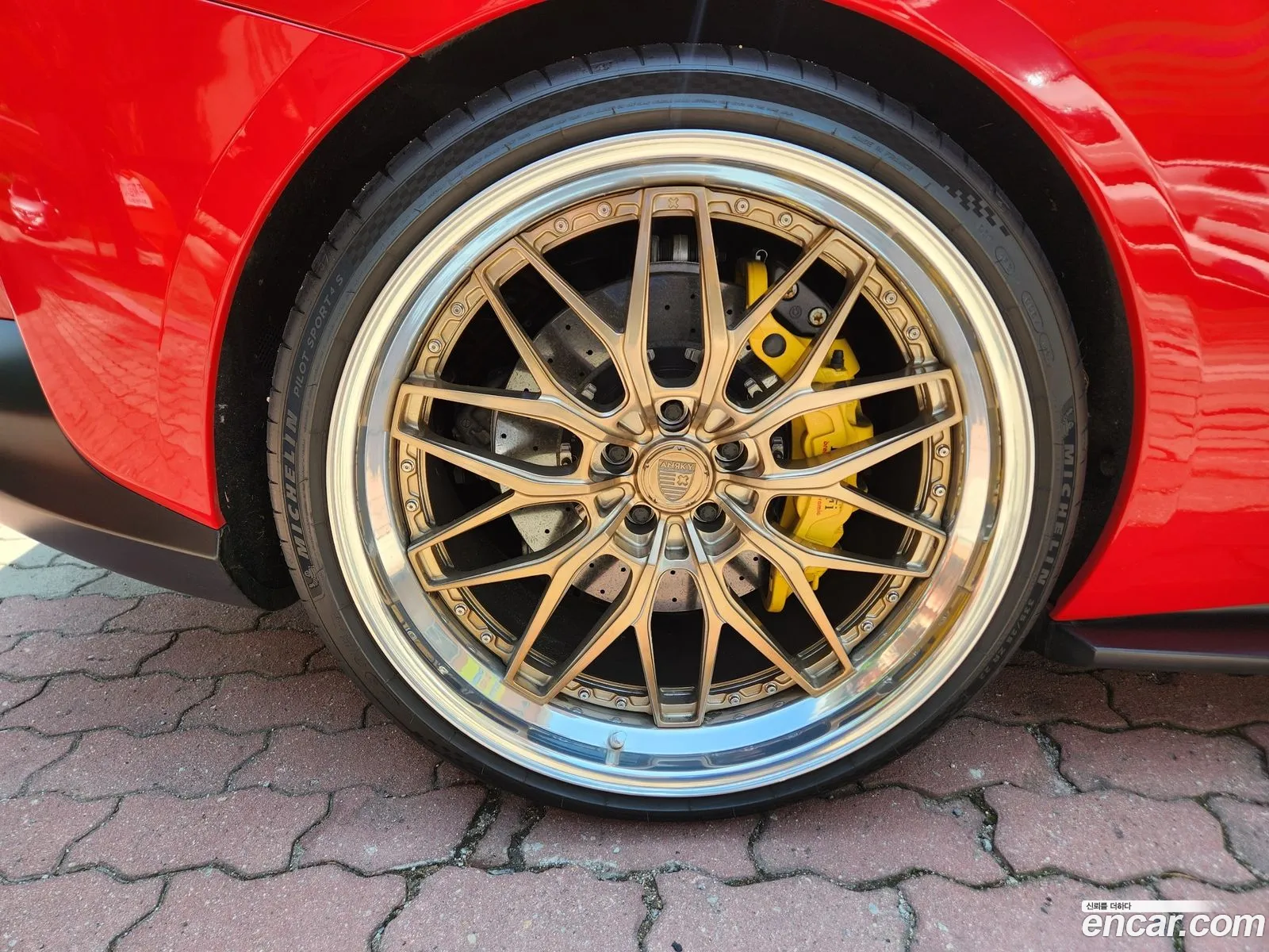 Ferrari 812 Superfast 2018 — 4