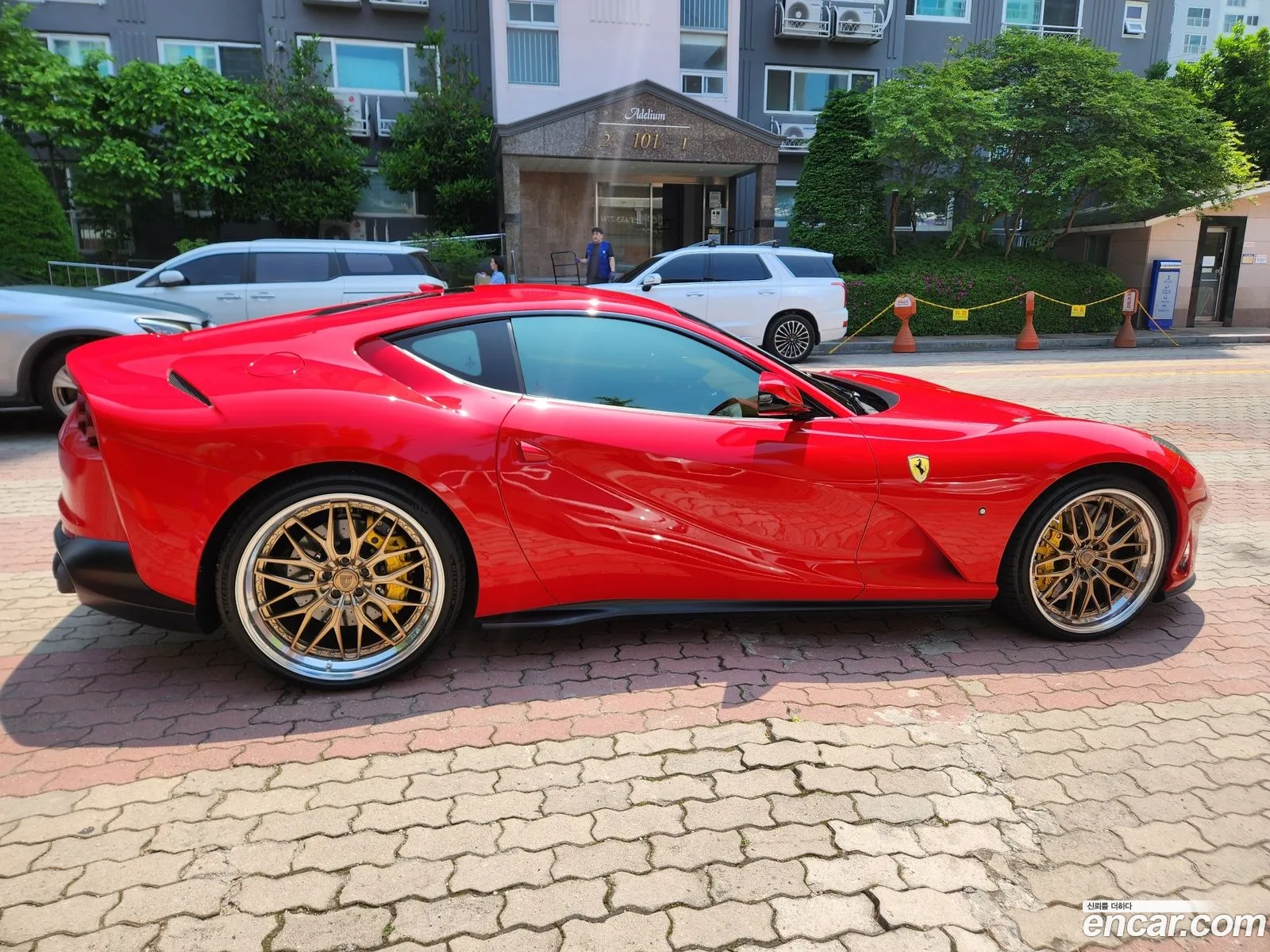 Ferrari 812 Superfast 2018 — 16