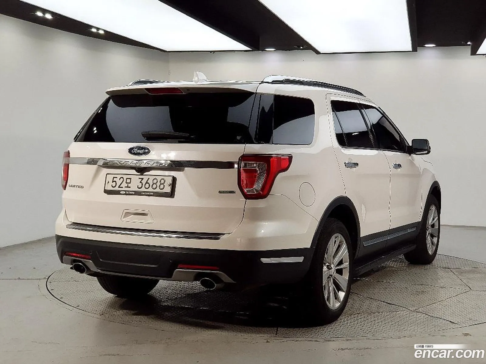 Ford Explorer 2019 — 14