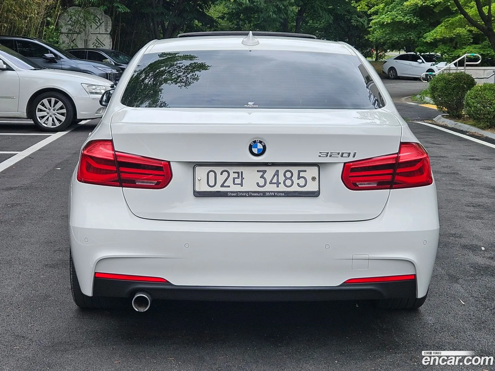 BMW 3 Series 2018 — 16