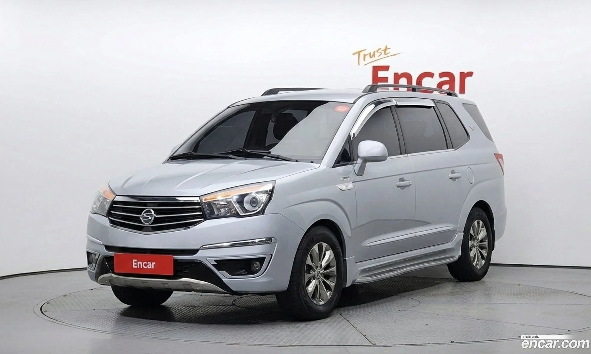 KG Mobility (SsangYong) Korando Turismo 2017 — 4