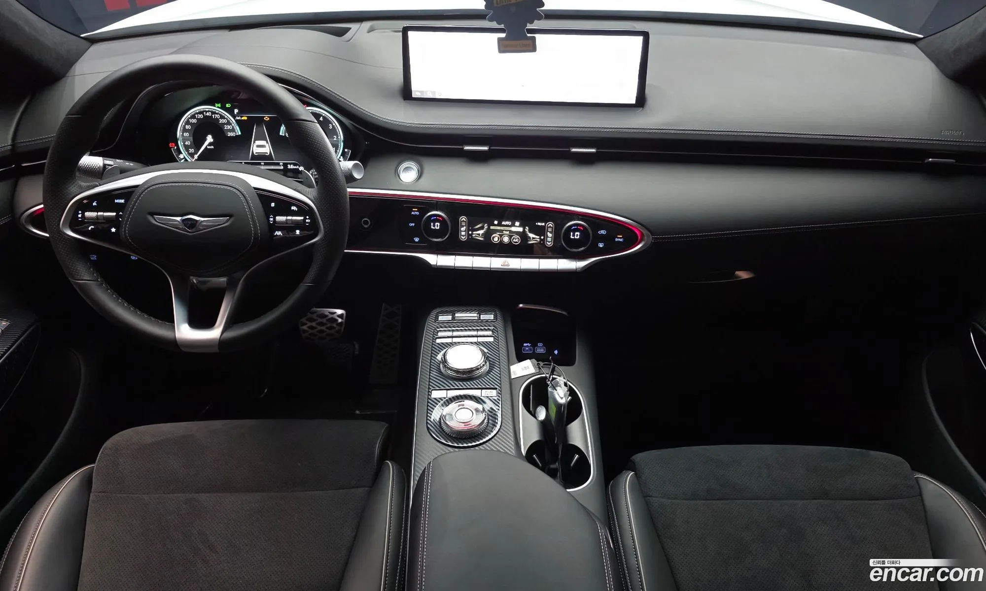 Genesis GV70 2022 — 3