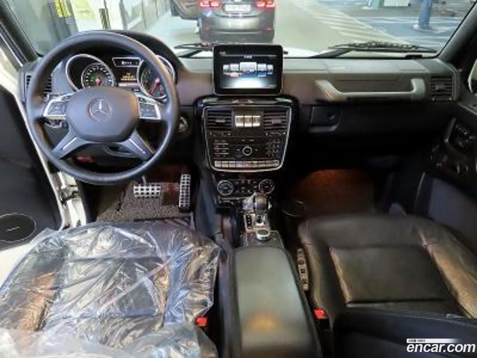 Mercedes-Benz G-Class W463 2017 — 10