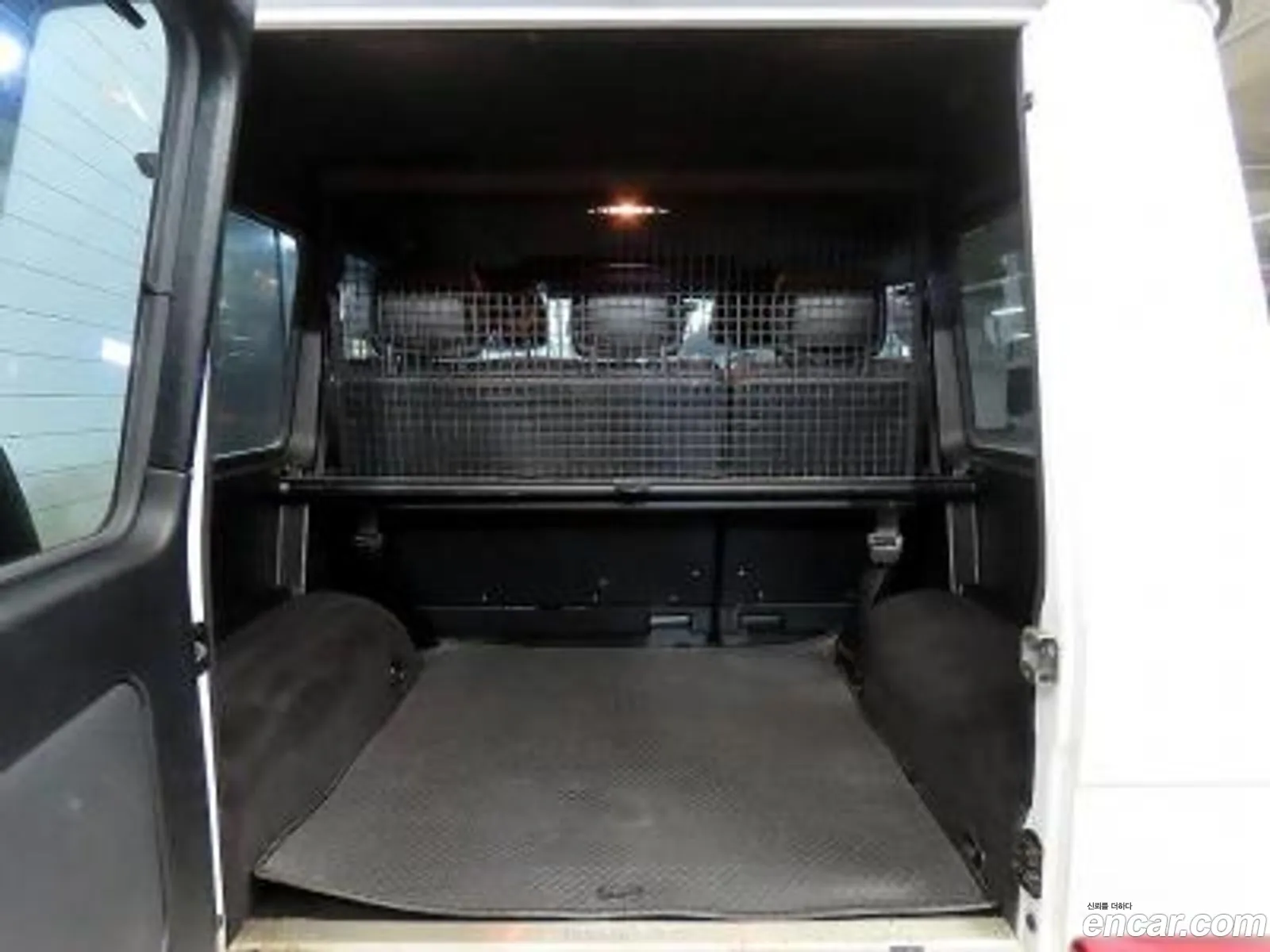 Mercedes-Benz G-Class W463 2017 — 13