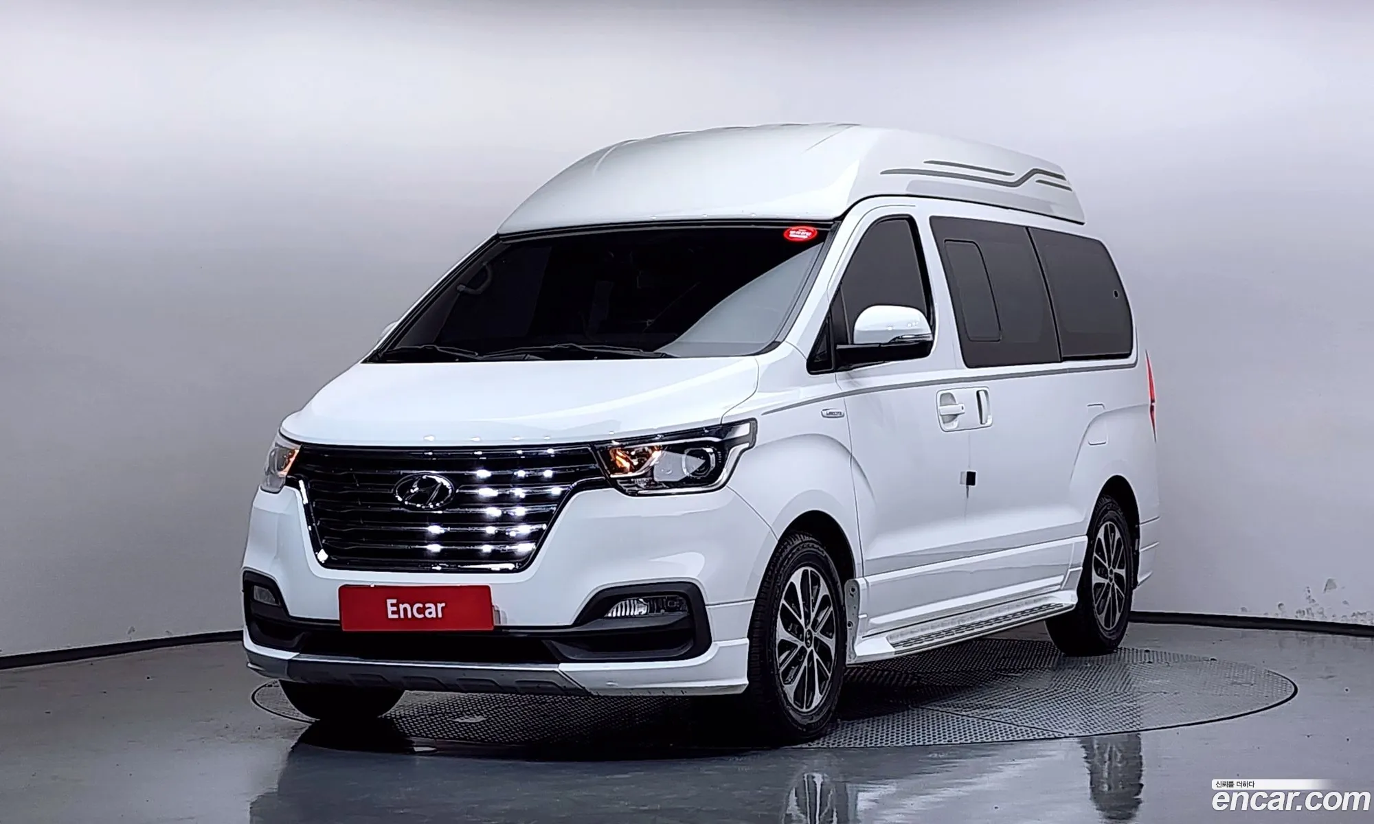 Hyundai Grand Starex 2018 — 2