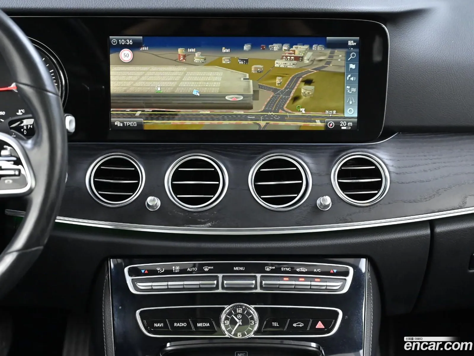 Mercedes-Benz E-Class W213 2019 — 12