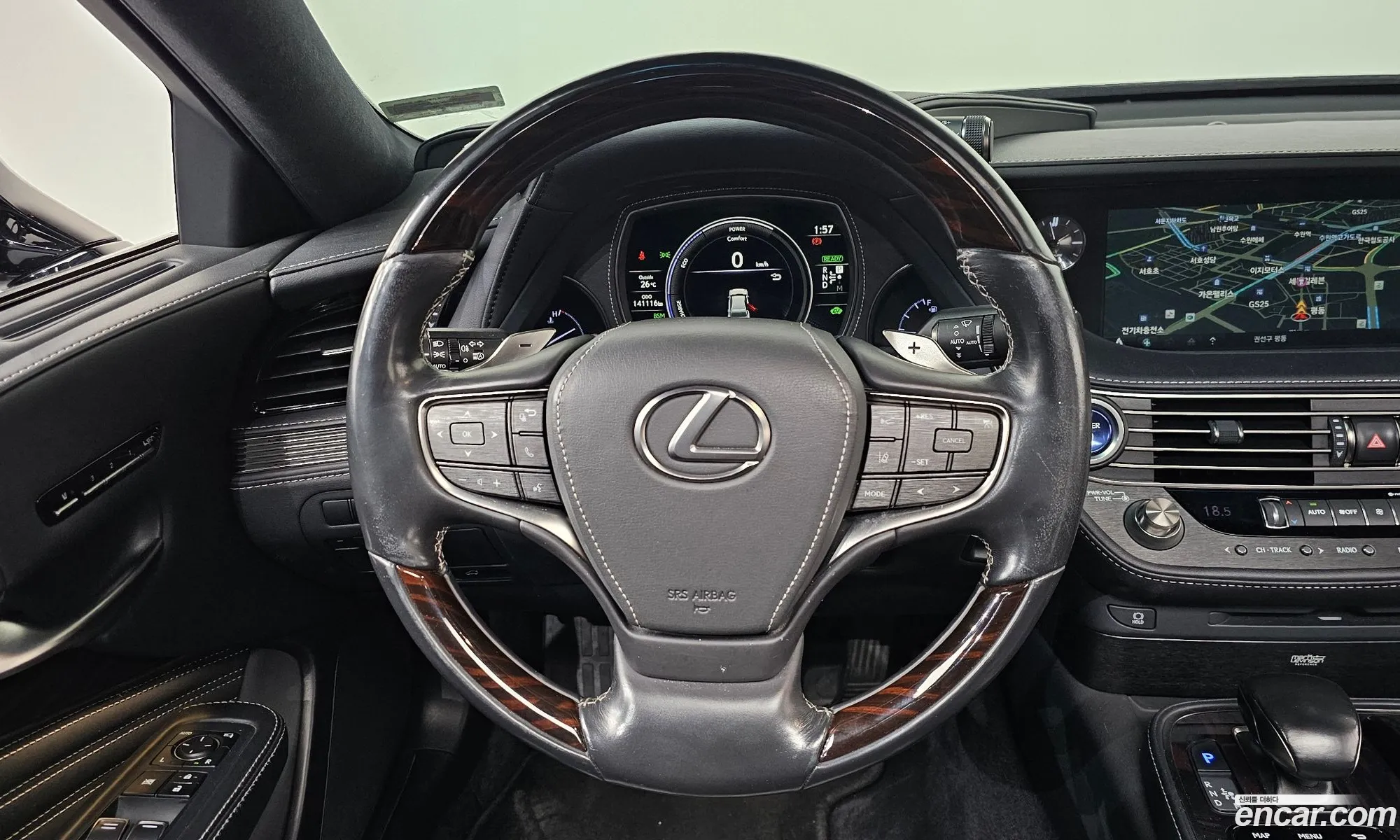 Lexus LS500h 2018 JTHCYLFF2J5000541 — 9