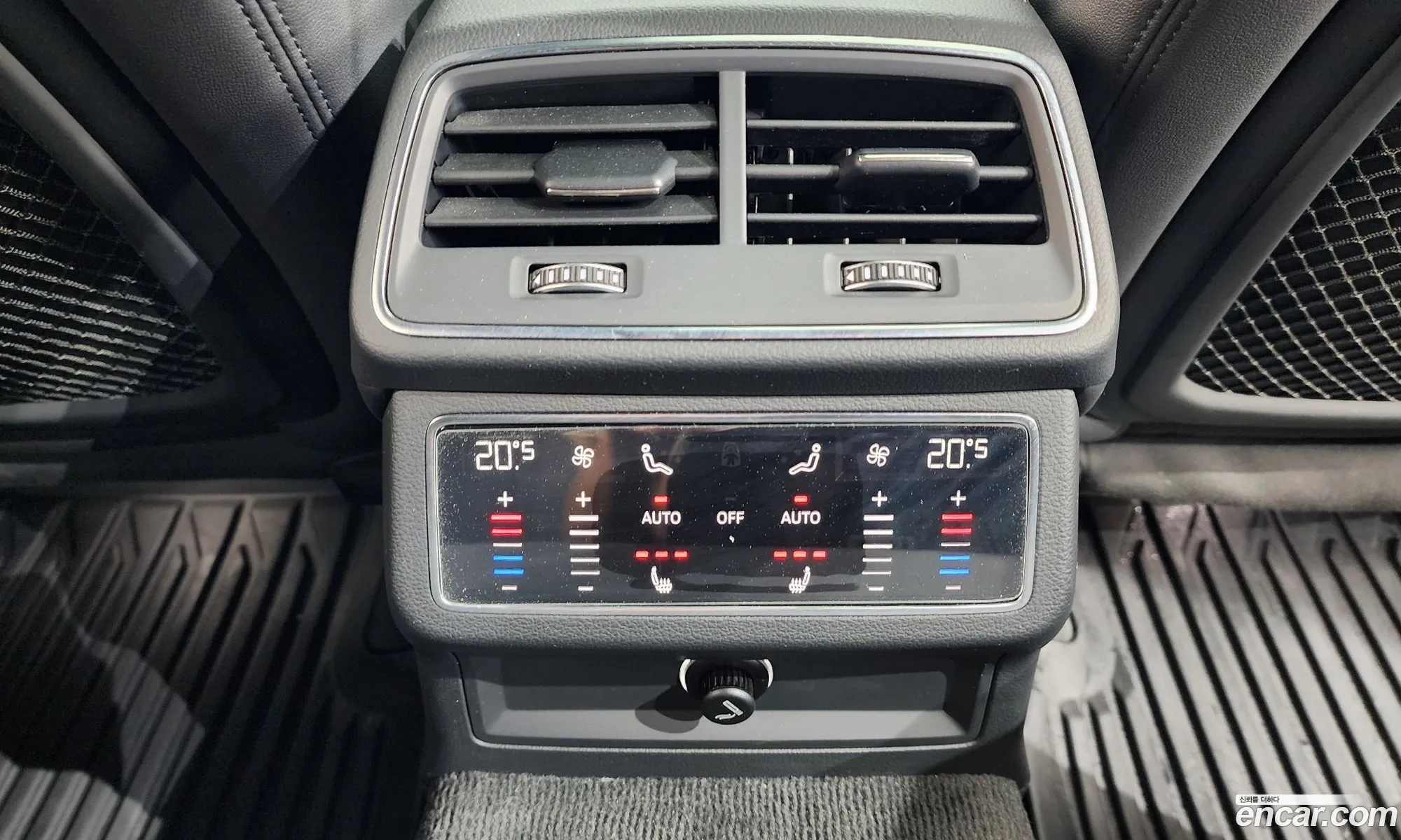 Audi A6 2019 WAUZZZF28LN009222 — 28