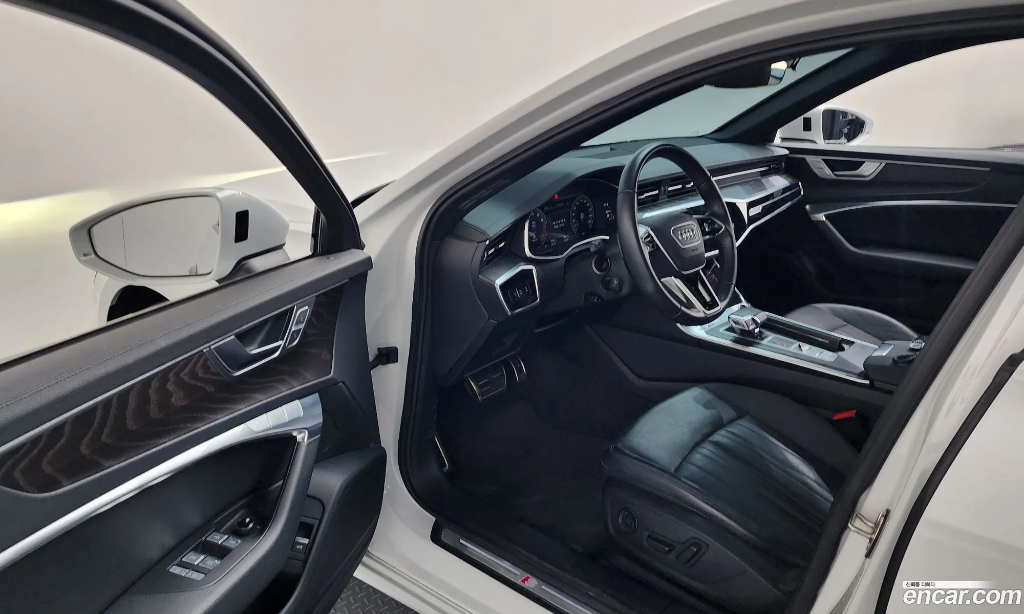 Audi A6 2019 WAUZZZF28LN009222 — 26