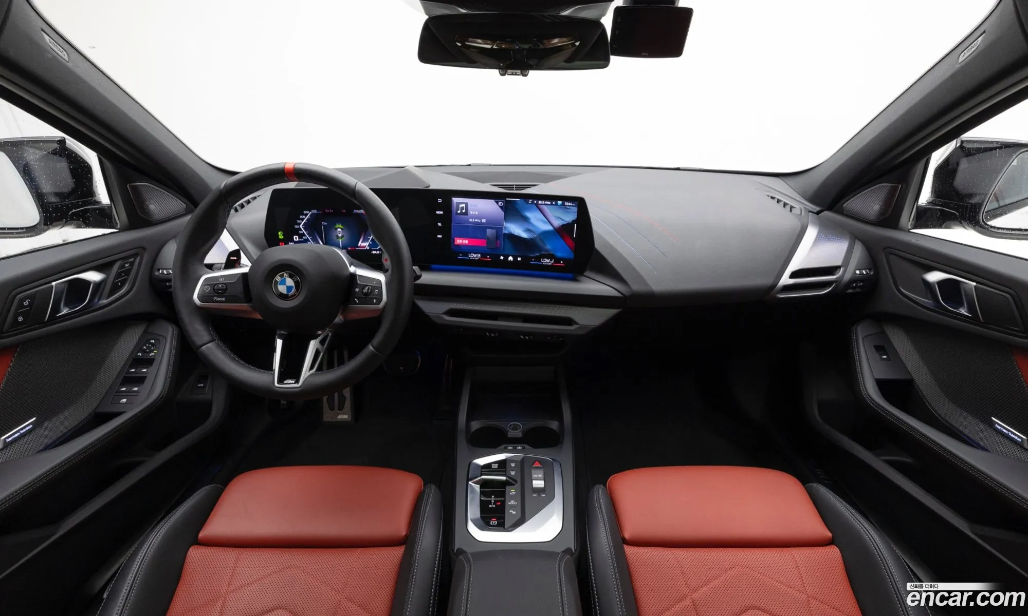 BMW 1 Series 2025 — 18