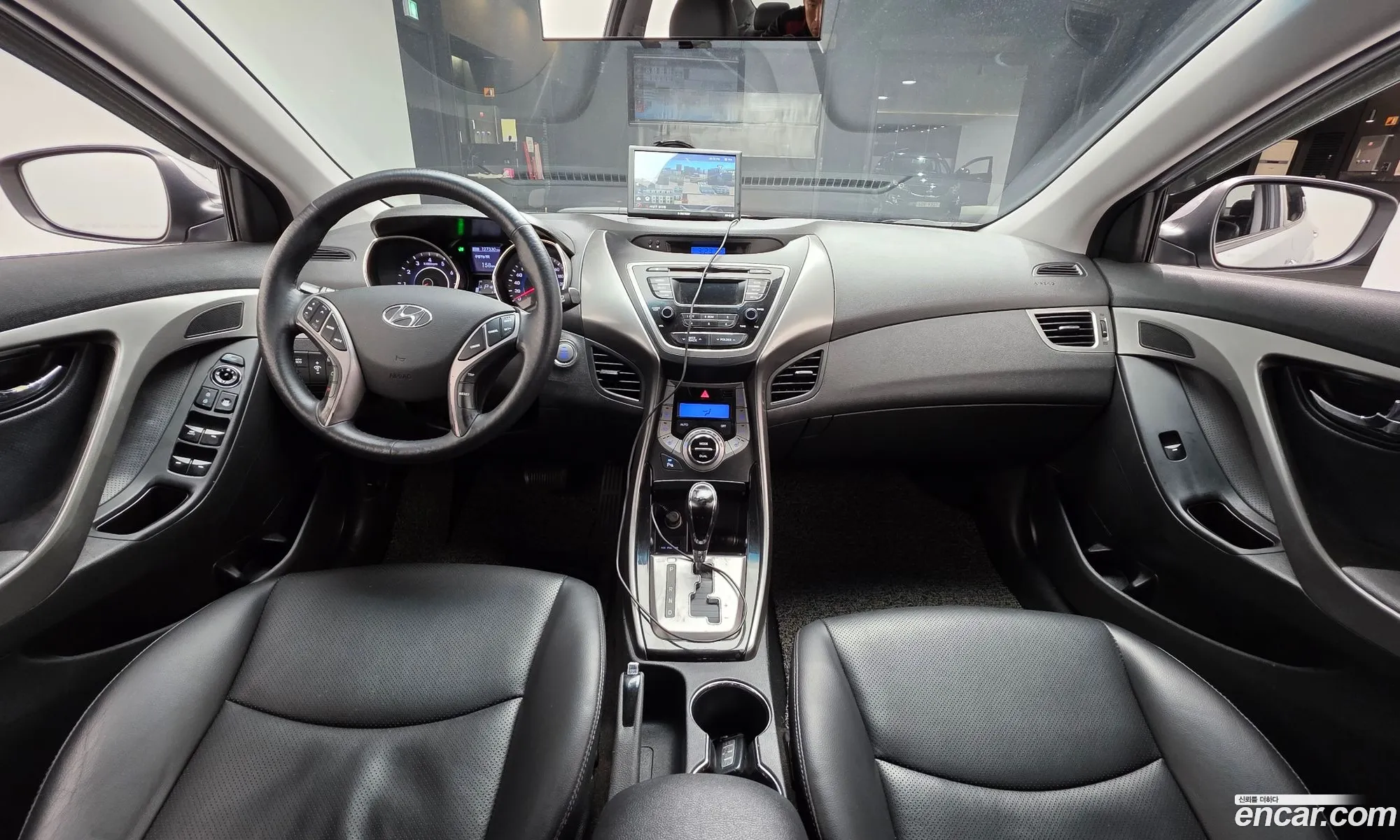 Hyundai Elantra MD 2013 — 2