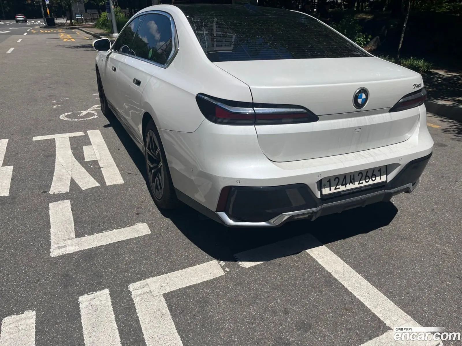 BMW 7 Series 2023 — 7