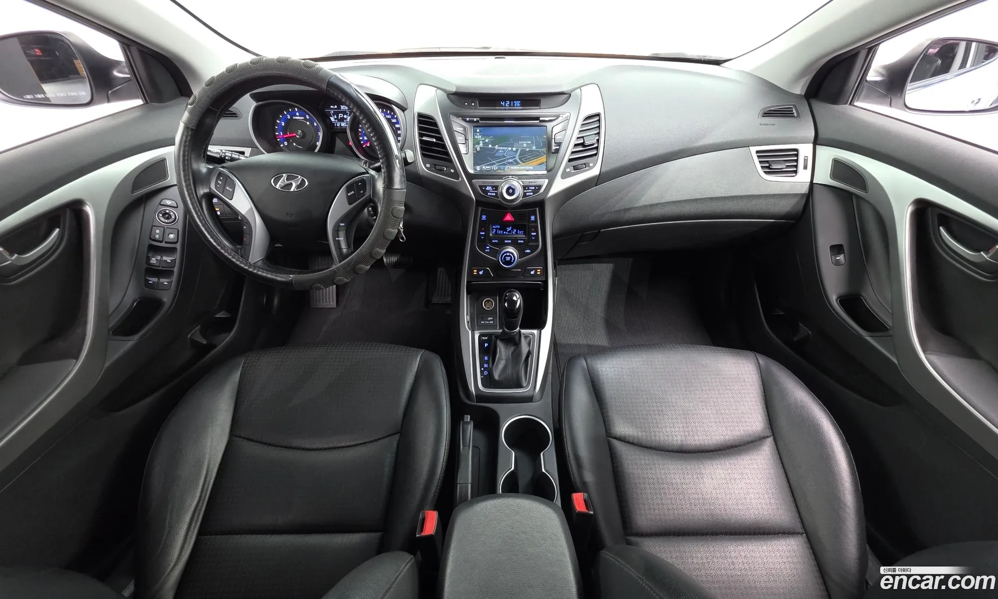 Hyundai Elantra 2015 — 3
