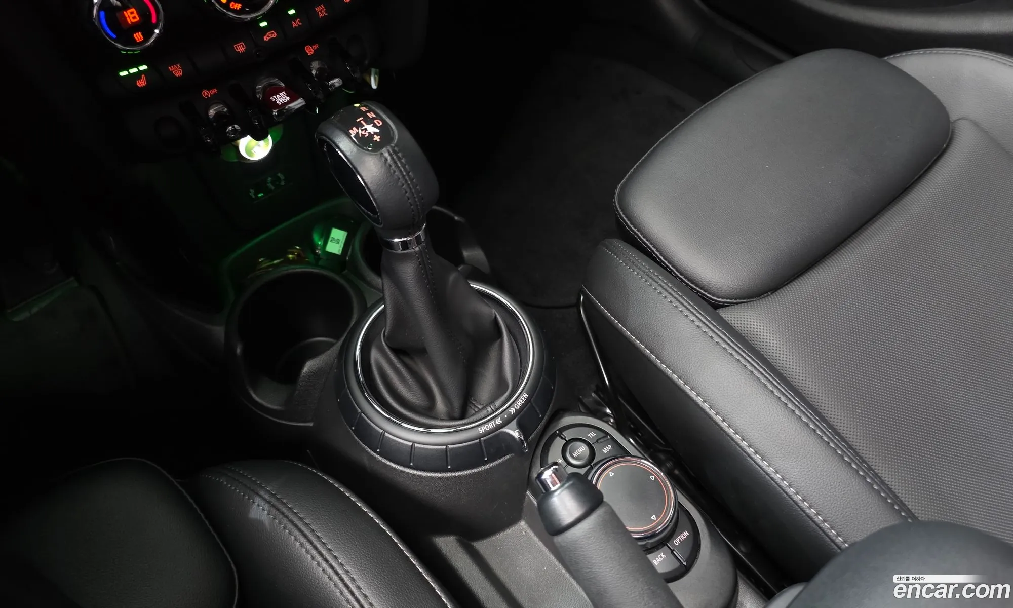 Mini Cooper 2017 WMWXU1104H2G05758 — 15