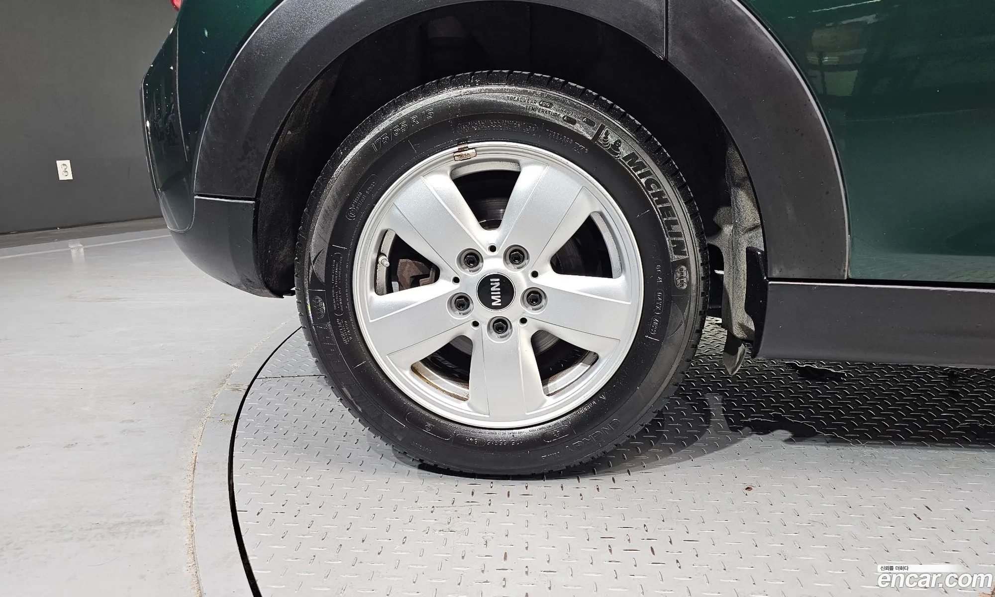 Mini Cooper 2017 WMWXU1103J2H33396 — 18