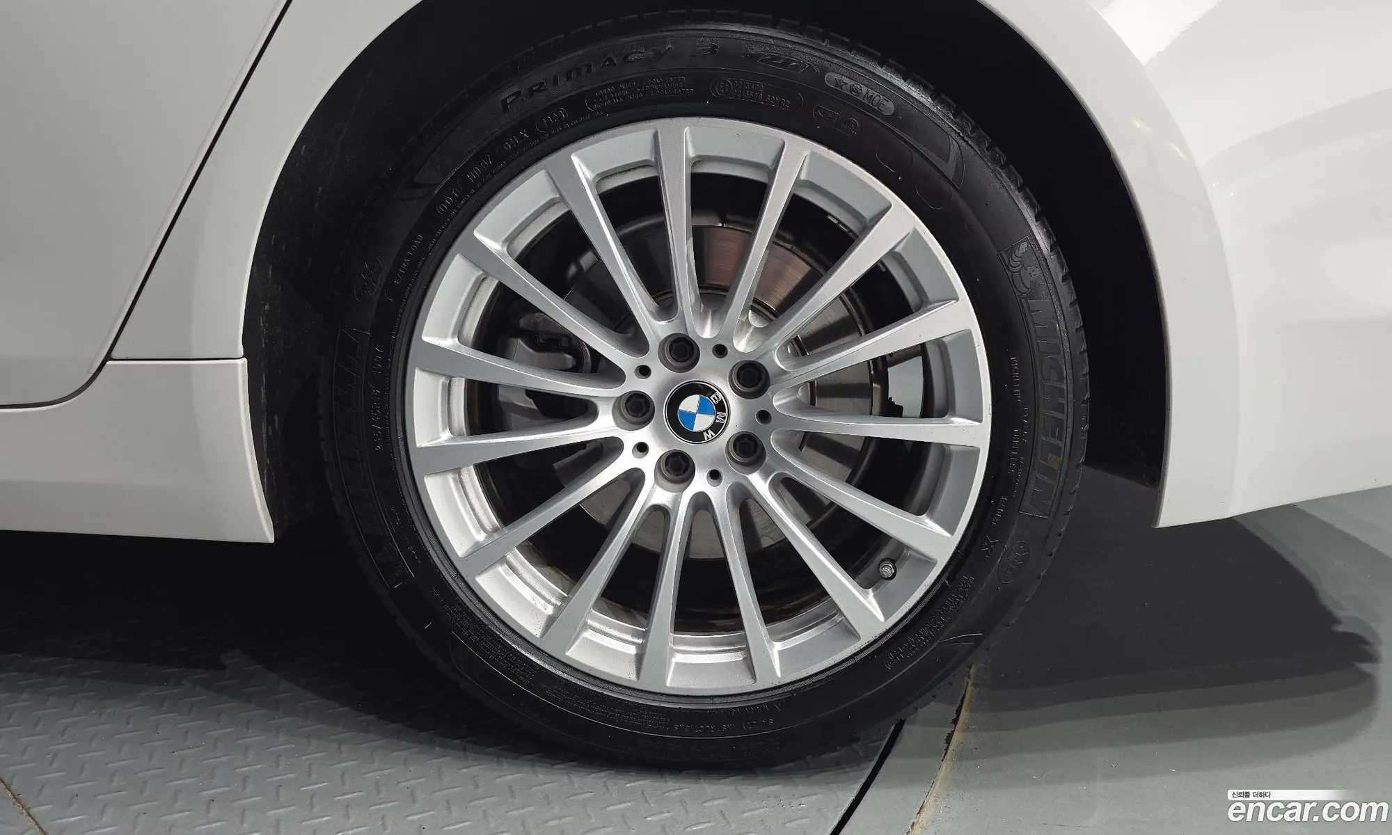BMW 5 Series 2020 — 22