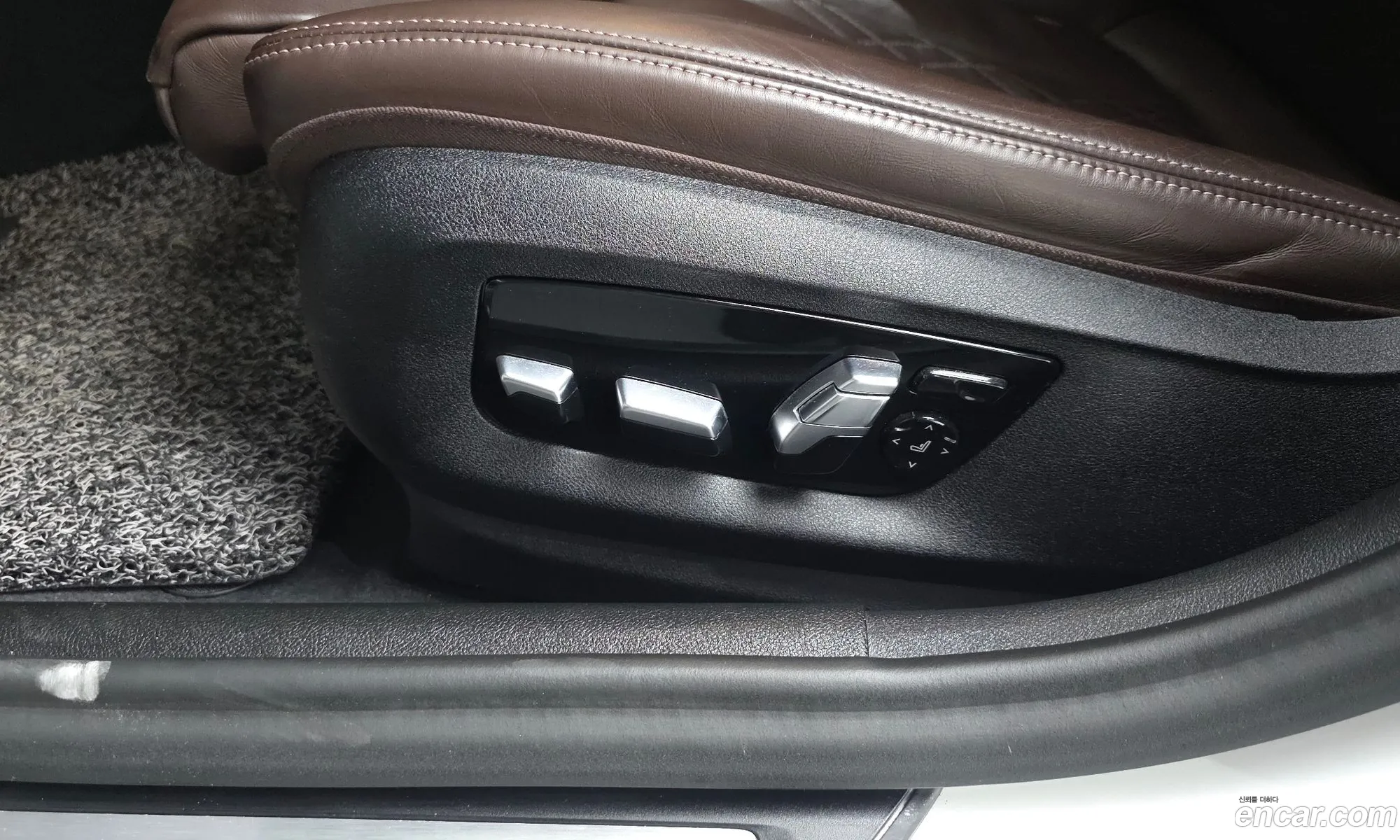 BMW 5 Series 2020 — 27