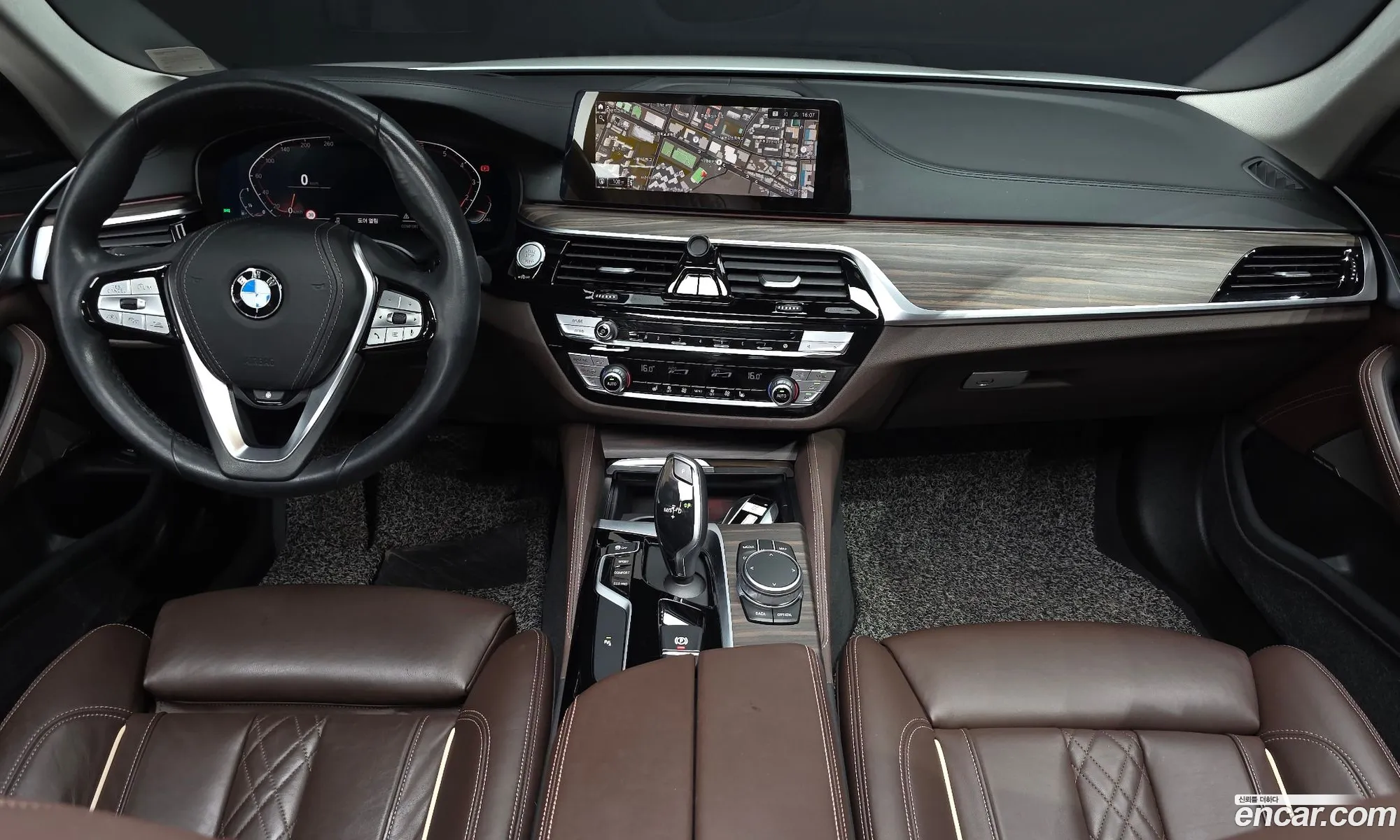 BMW 5 Series 2020 — 25