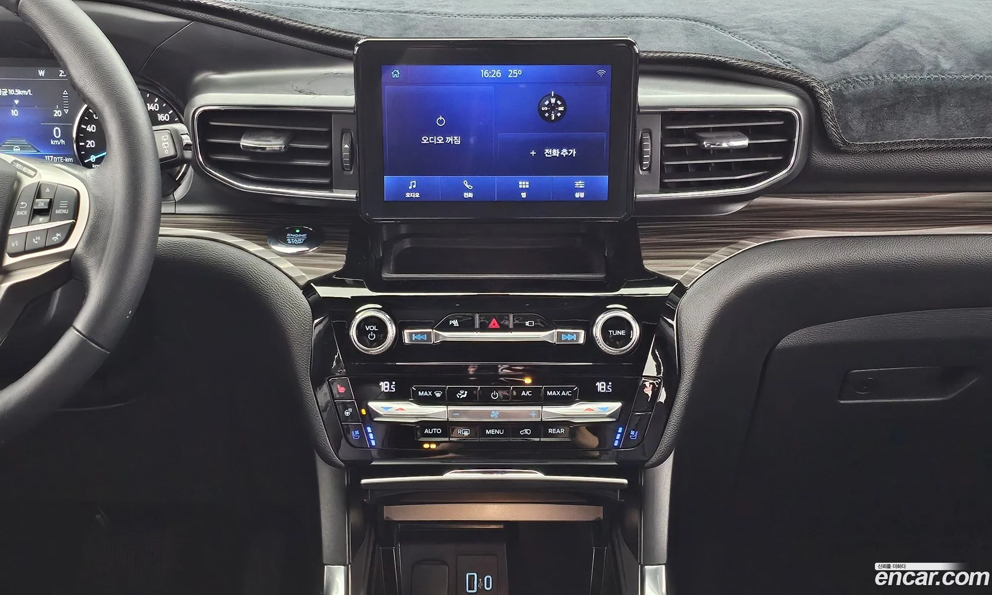 Ford Explorer 6th Gen 2021 — 12
