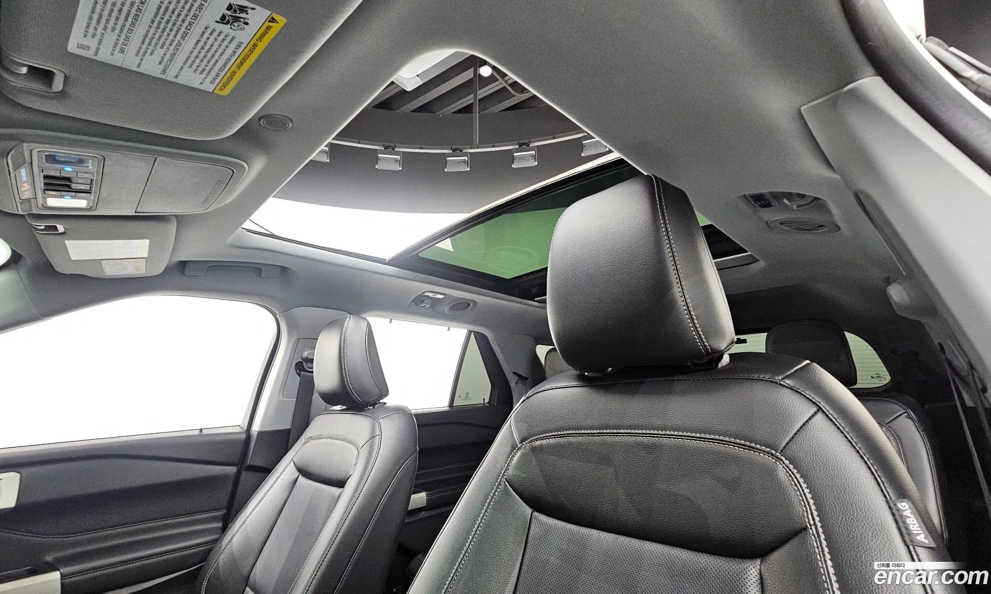 Ford Explorer 6th Gen 2021 — 31