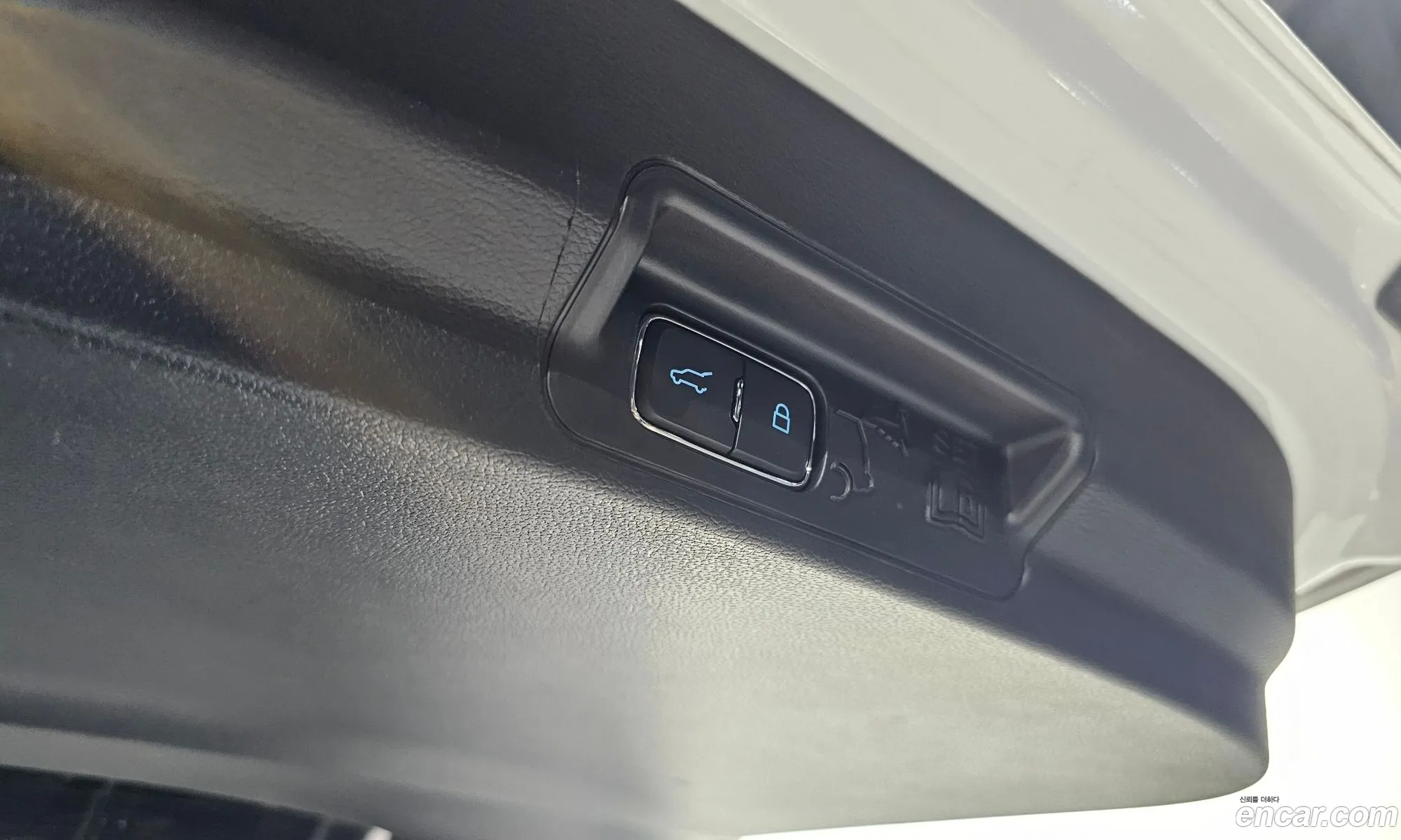 Ford Explorer 6th Gen 2021 — 20