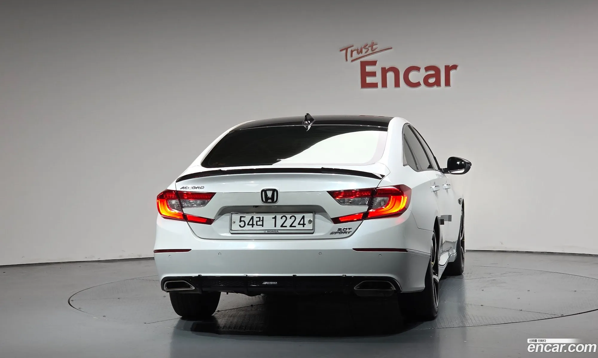 Honda Accord 10th Gen 2018 1HGCV2630JA510407 — 4