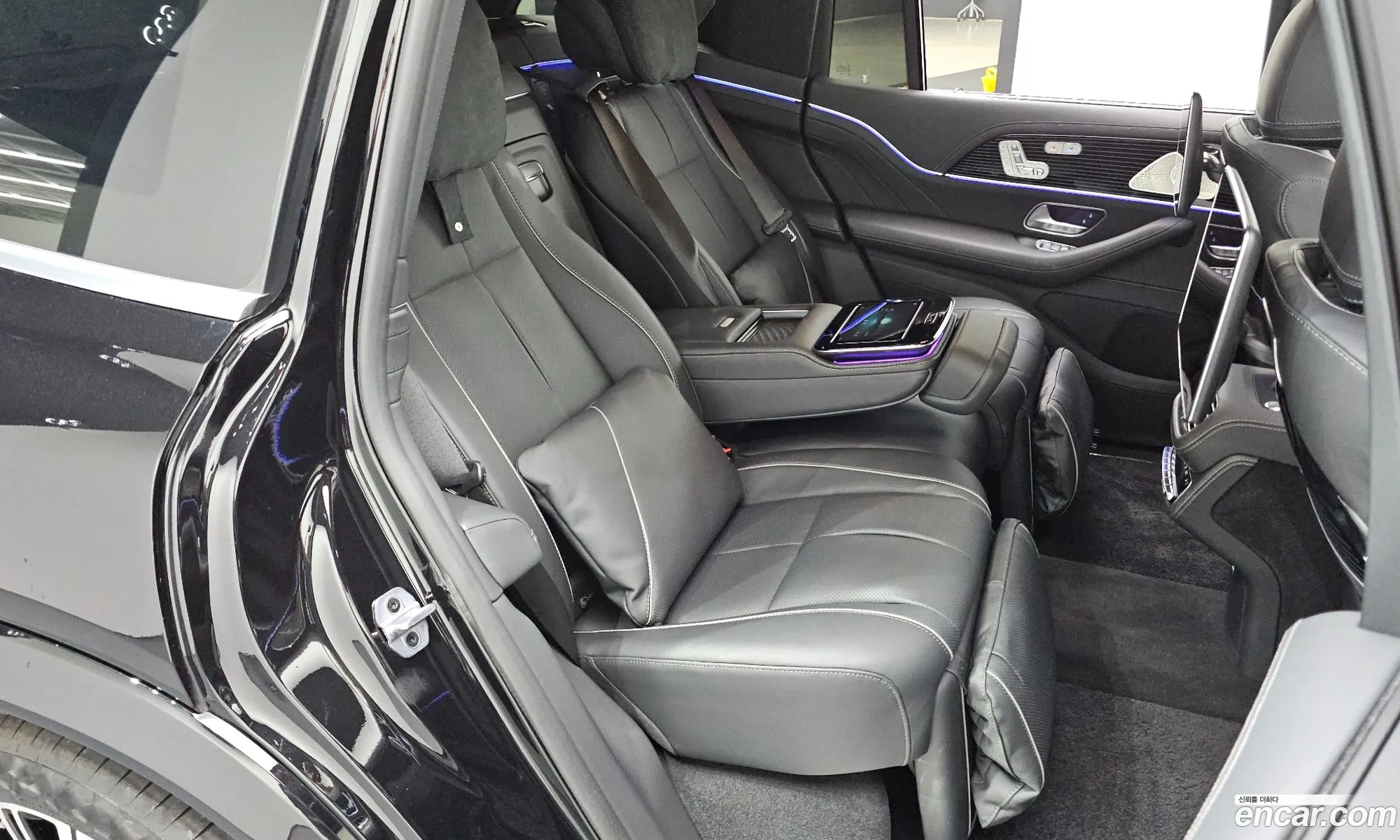 Mercedes-Benz GLS-Class X167 2023 — 25