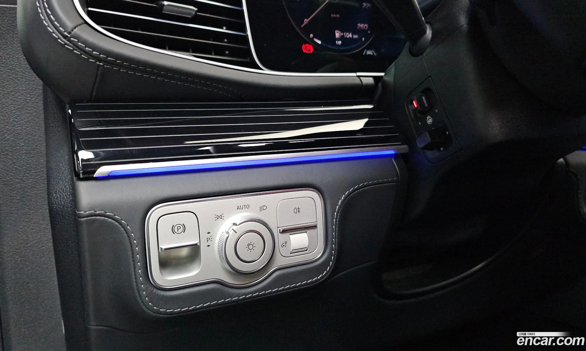 Mercedes-Benz GLS-Class X167 2023 — 27