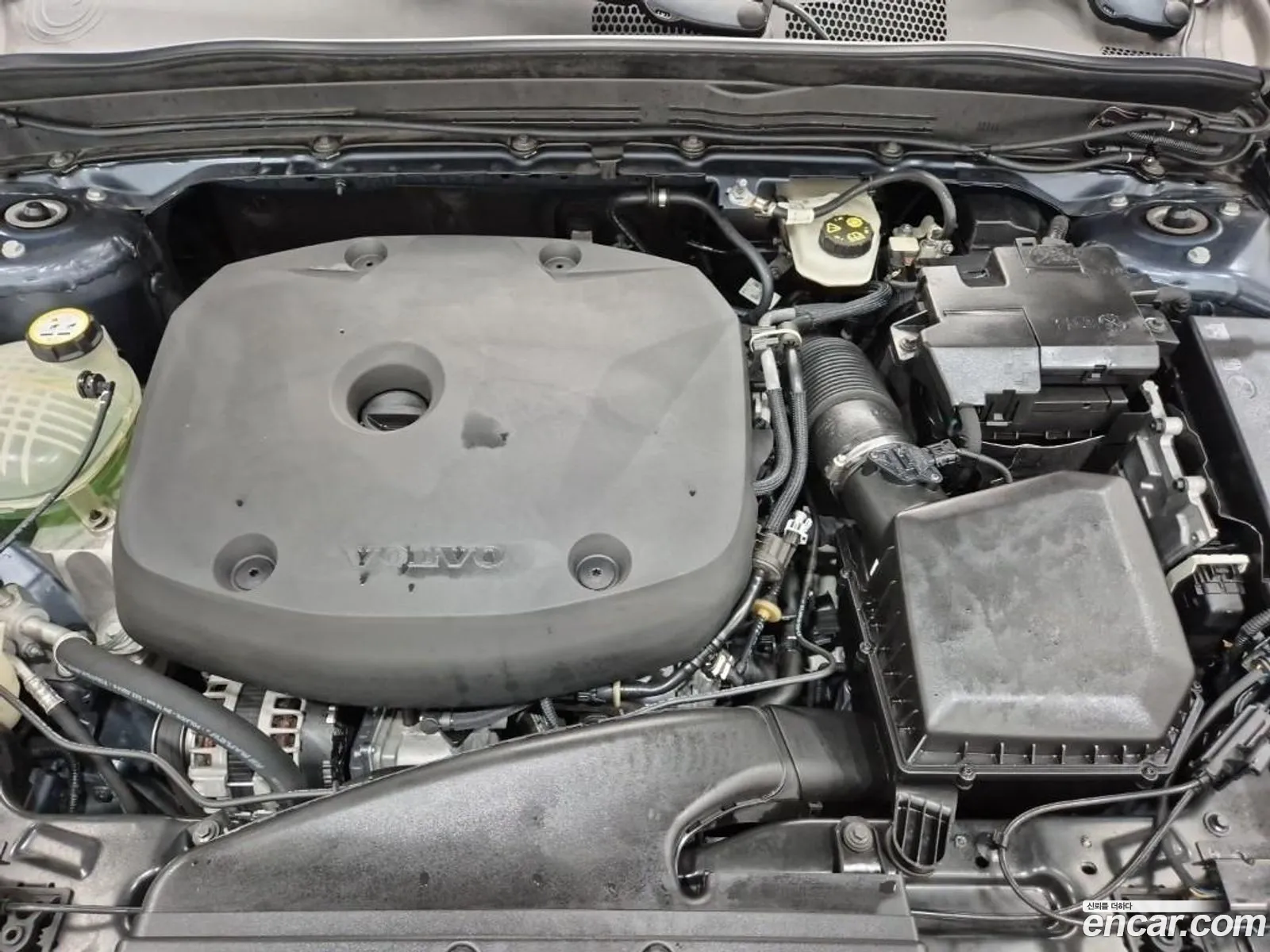 Volvo XC40 2020 — 13