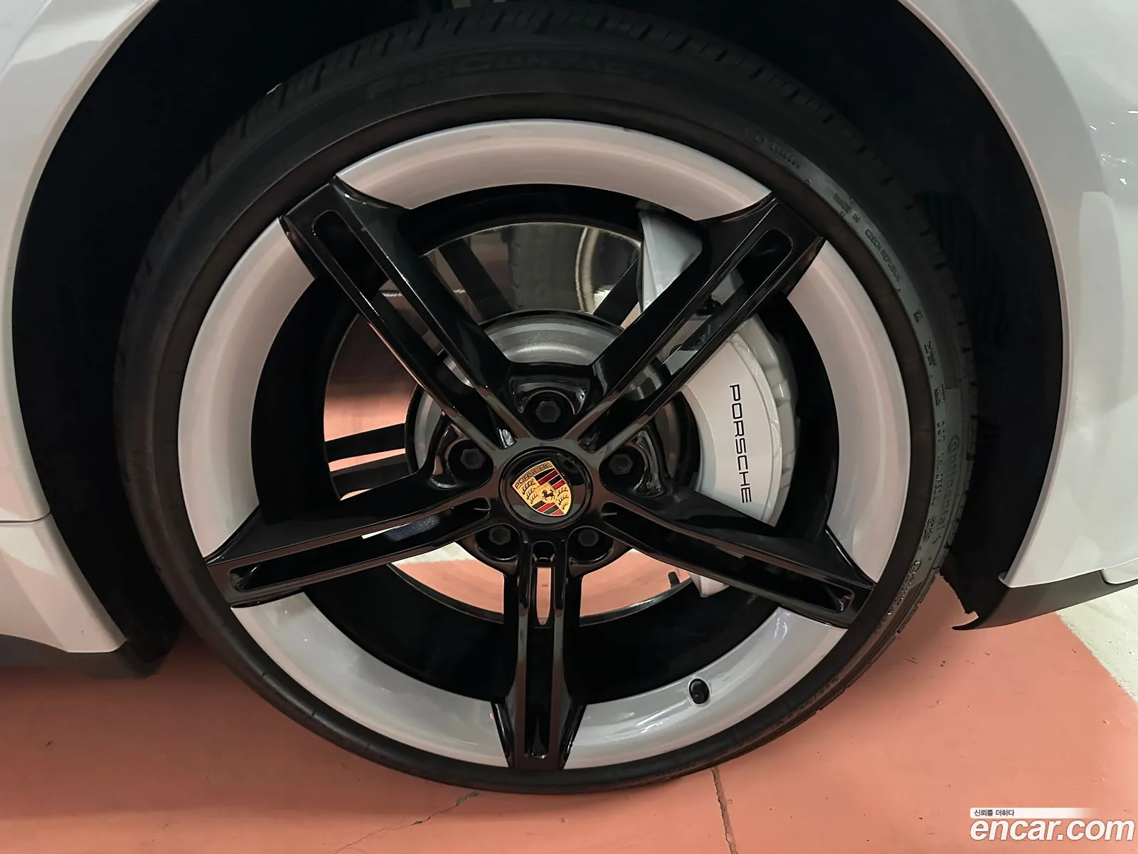 Porsche Taycan 2021 — 8