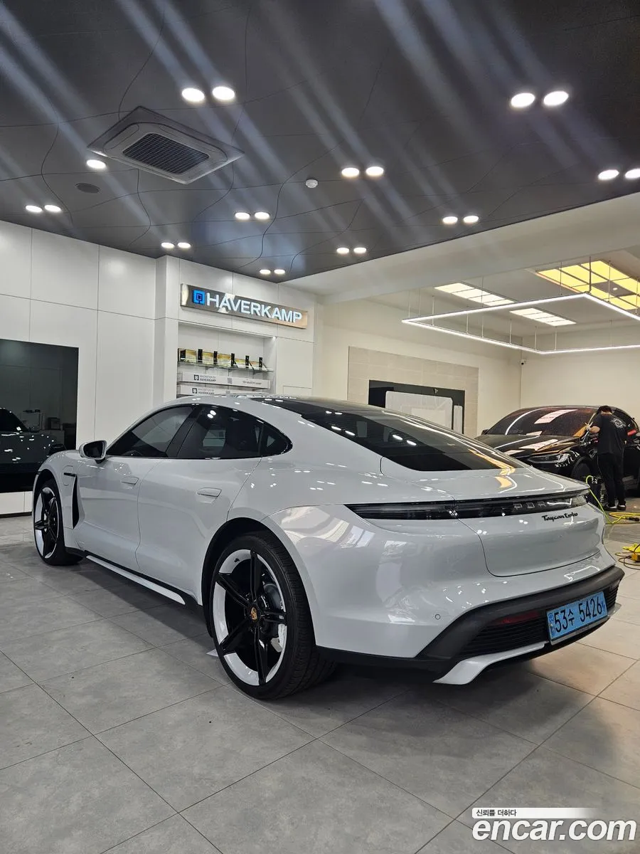Porsche Taycan 2021 — 5