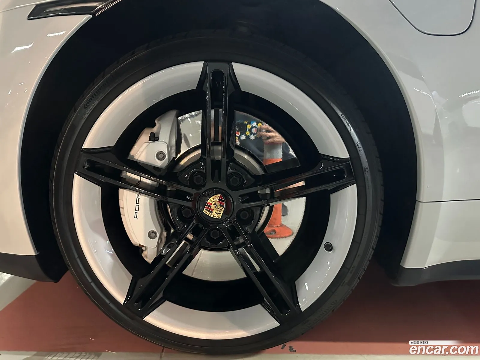 Porsche Taycan 2021 — 11