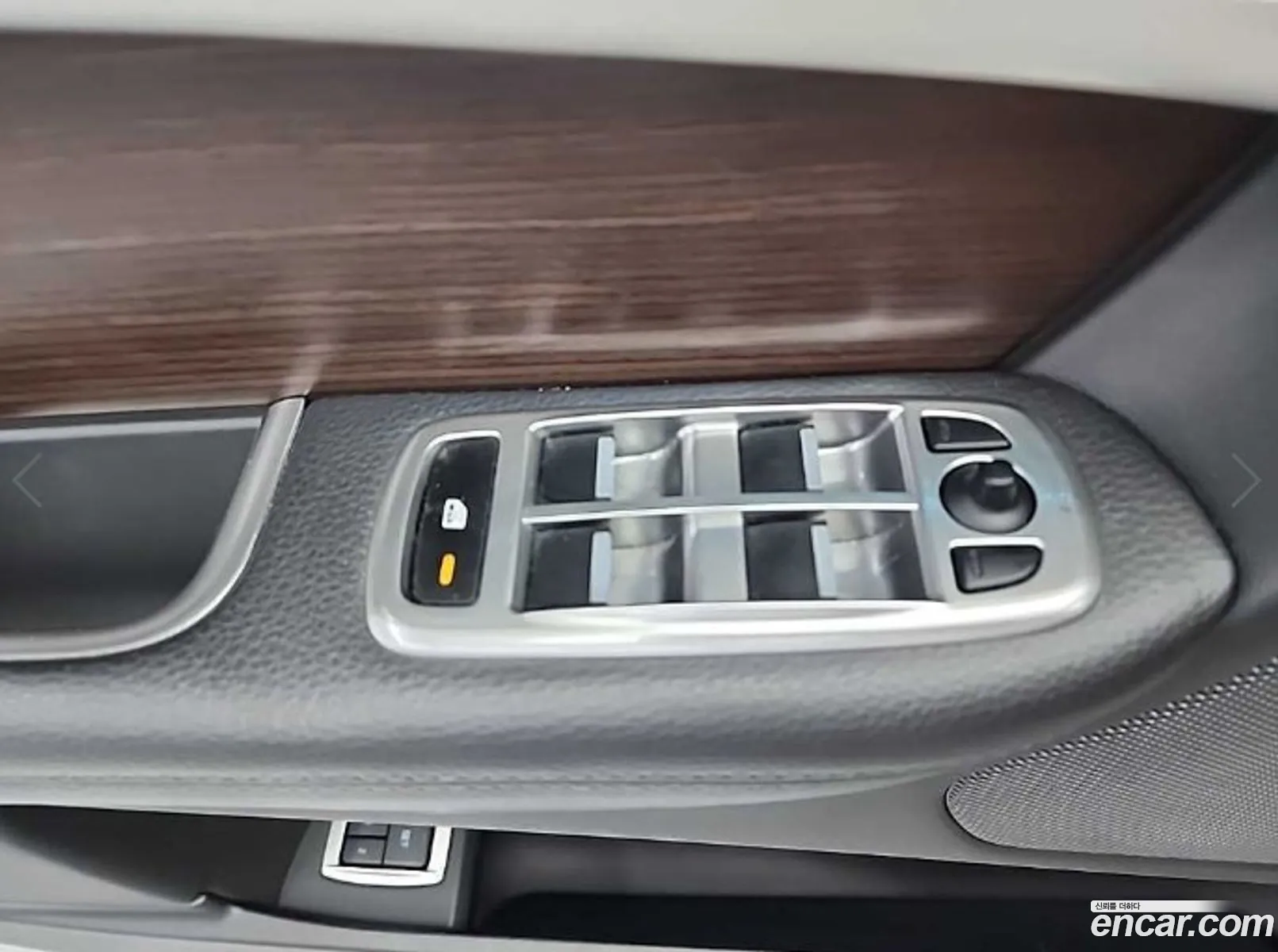 Jaguar XF 2012 — 6