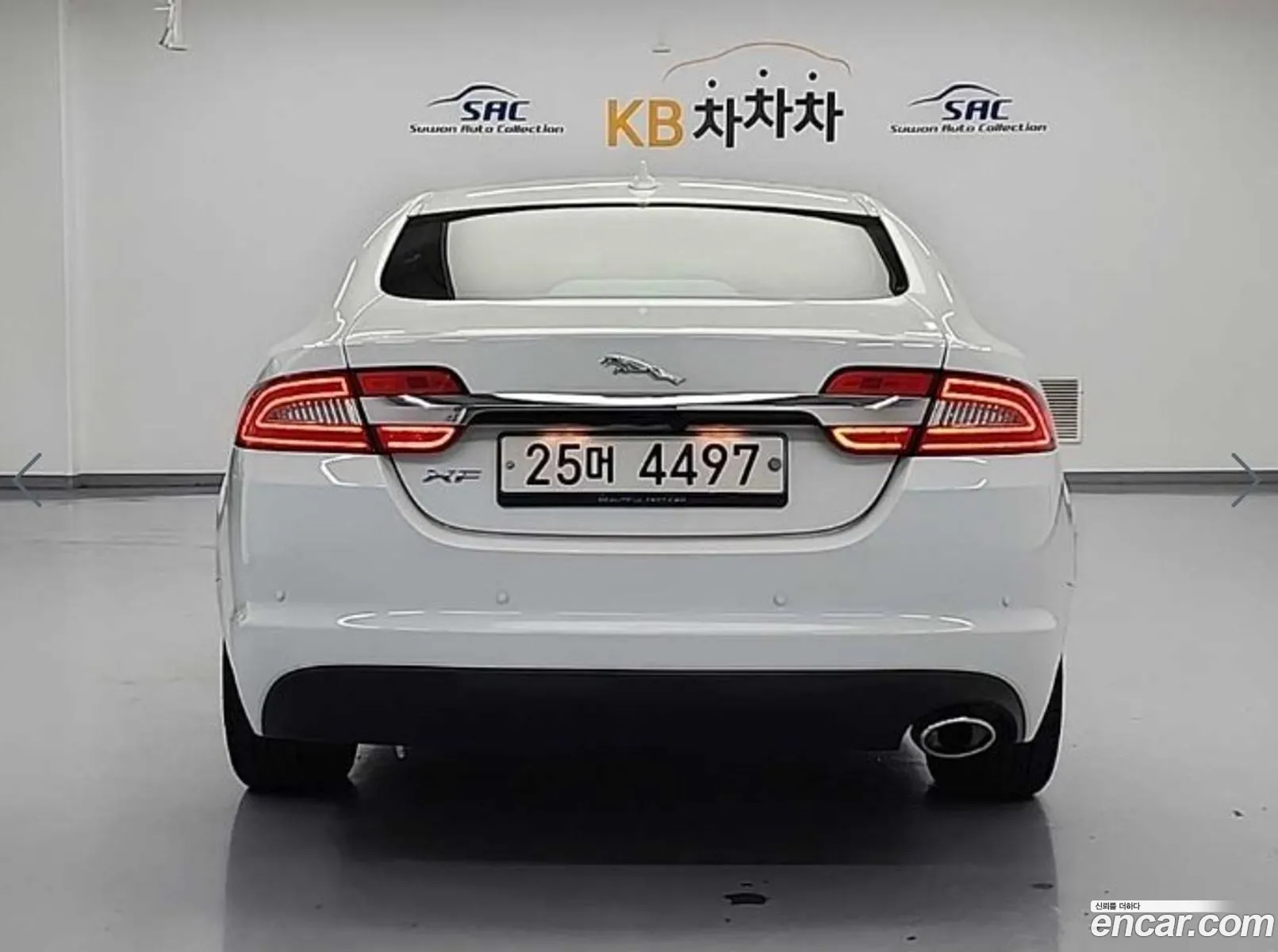 Jaguar XF 2012 — 5