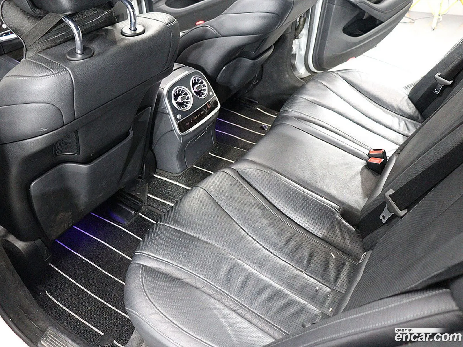 Mercedes-Benz S-Class W222 2016 — 17