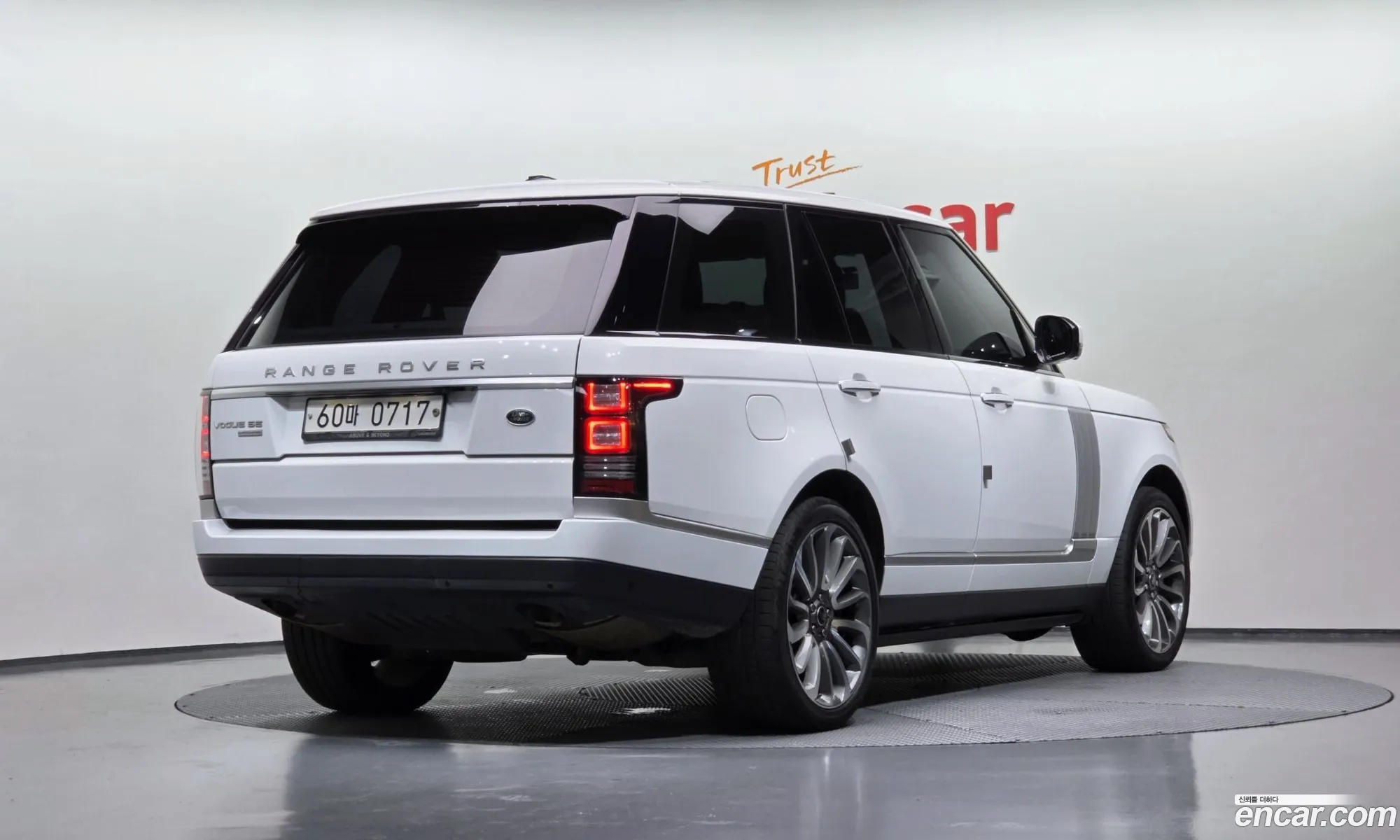 Land Rover Range Rover 2016 SALGA2EF0GA283940 — 12
