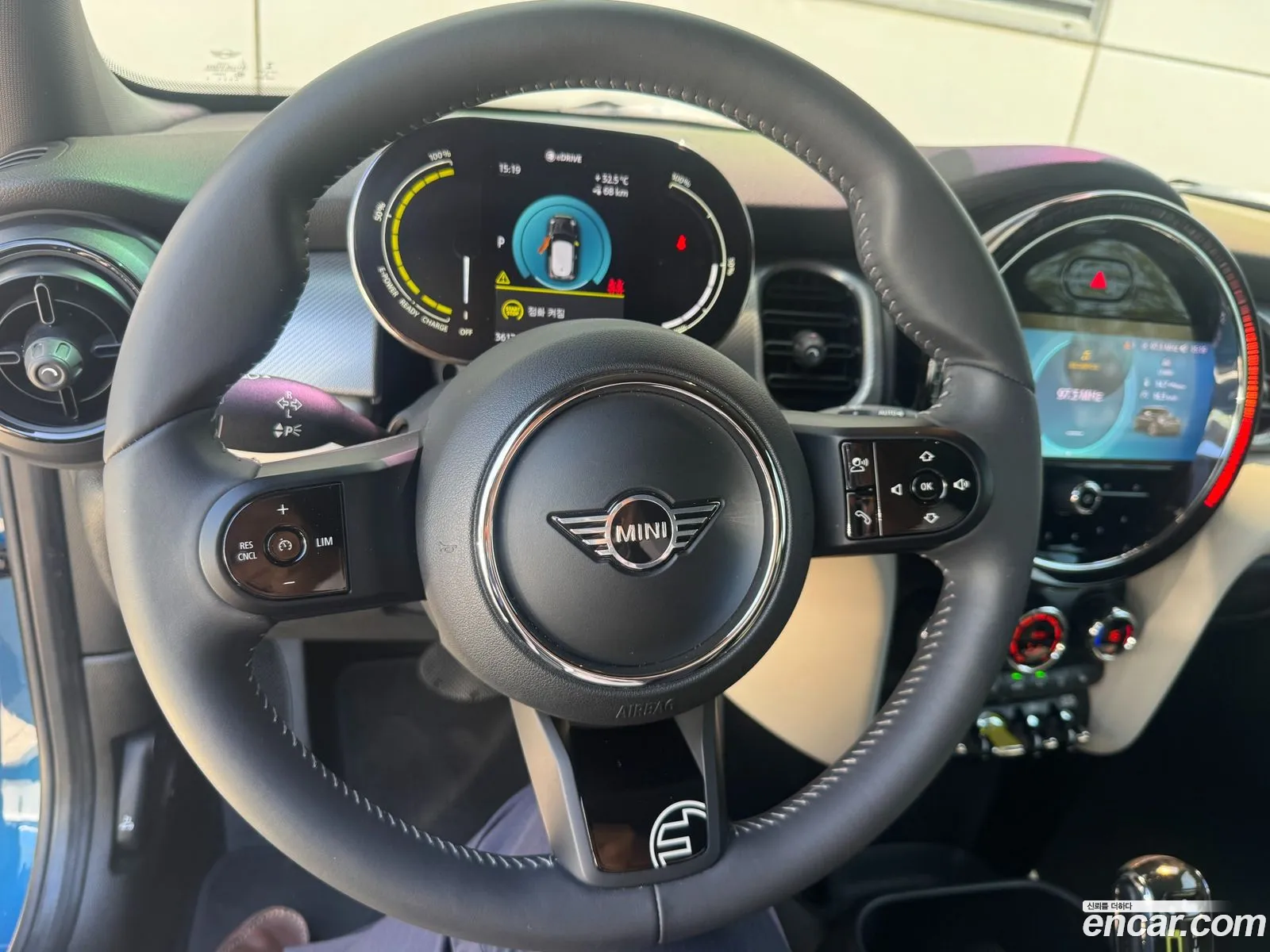 Mini Cooper Electric 2022 — 5