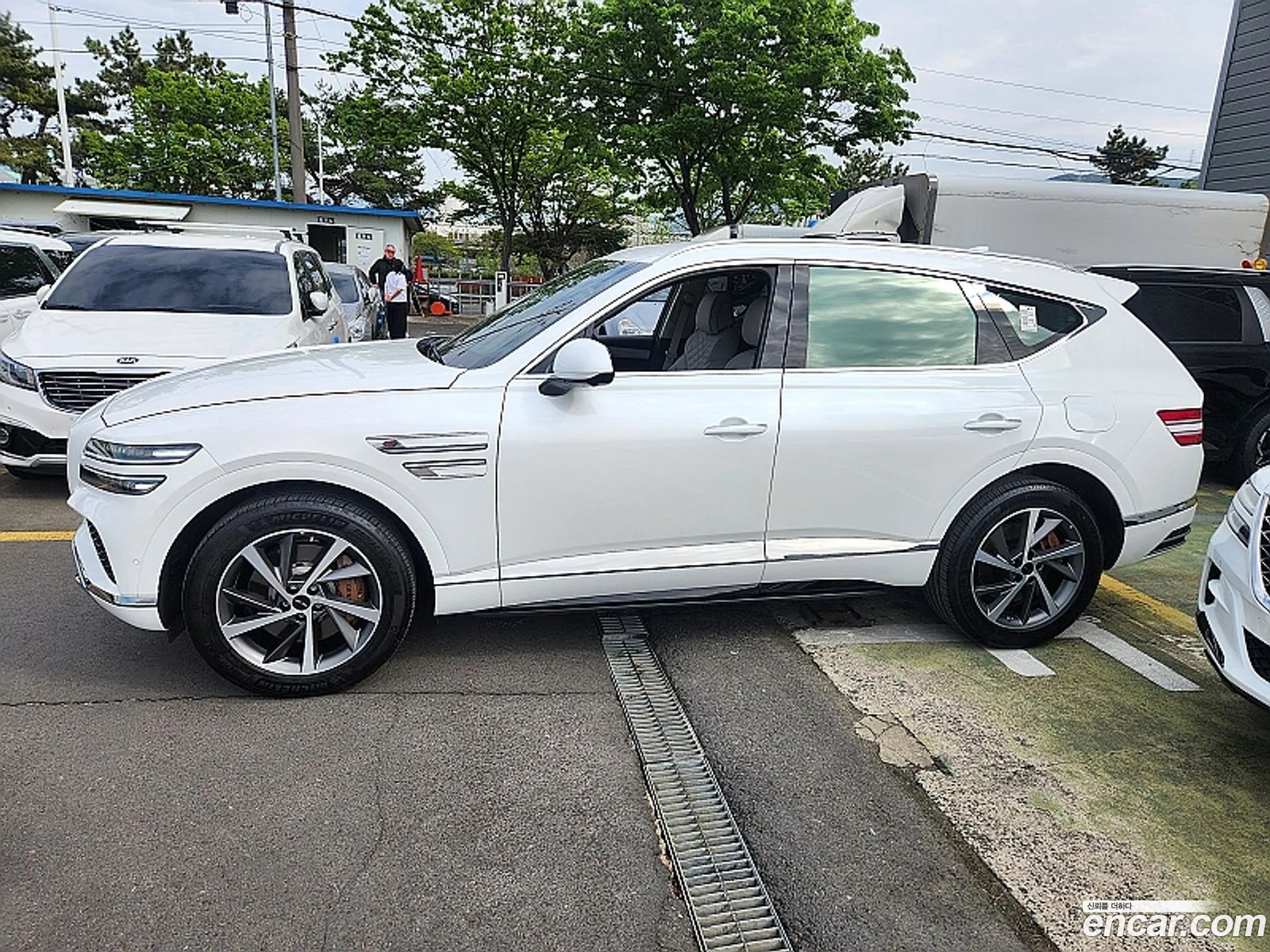Genesis GV80 2025 — 3