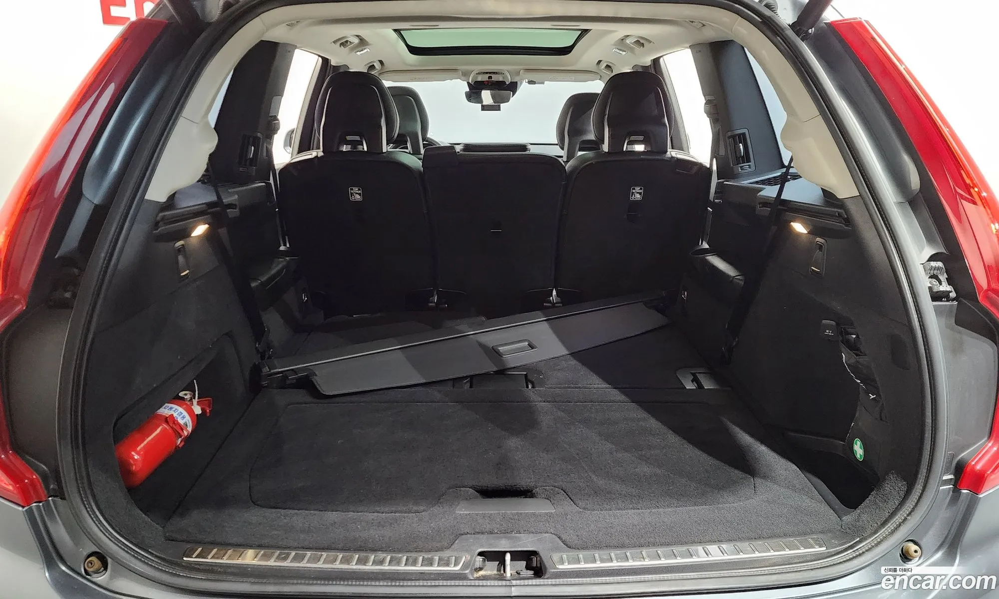 Volvo XC90 2016 — 17