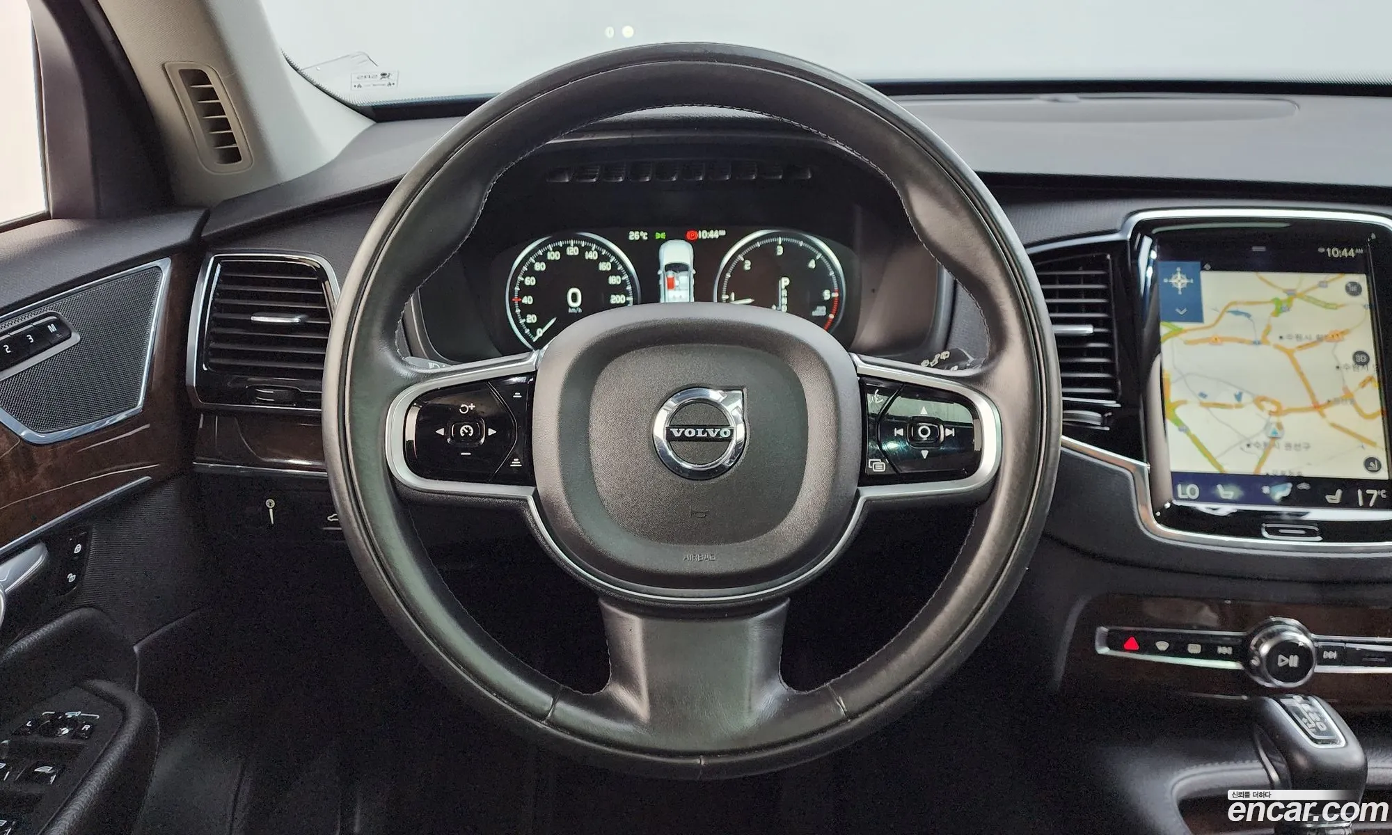 Volvo XC90 2016 — 3