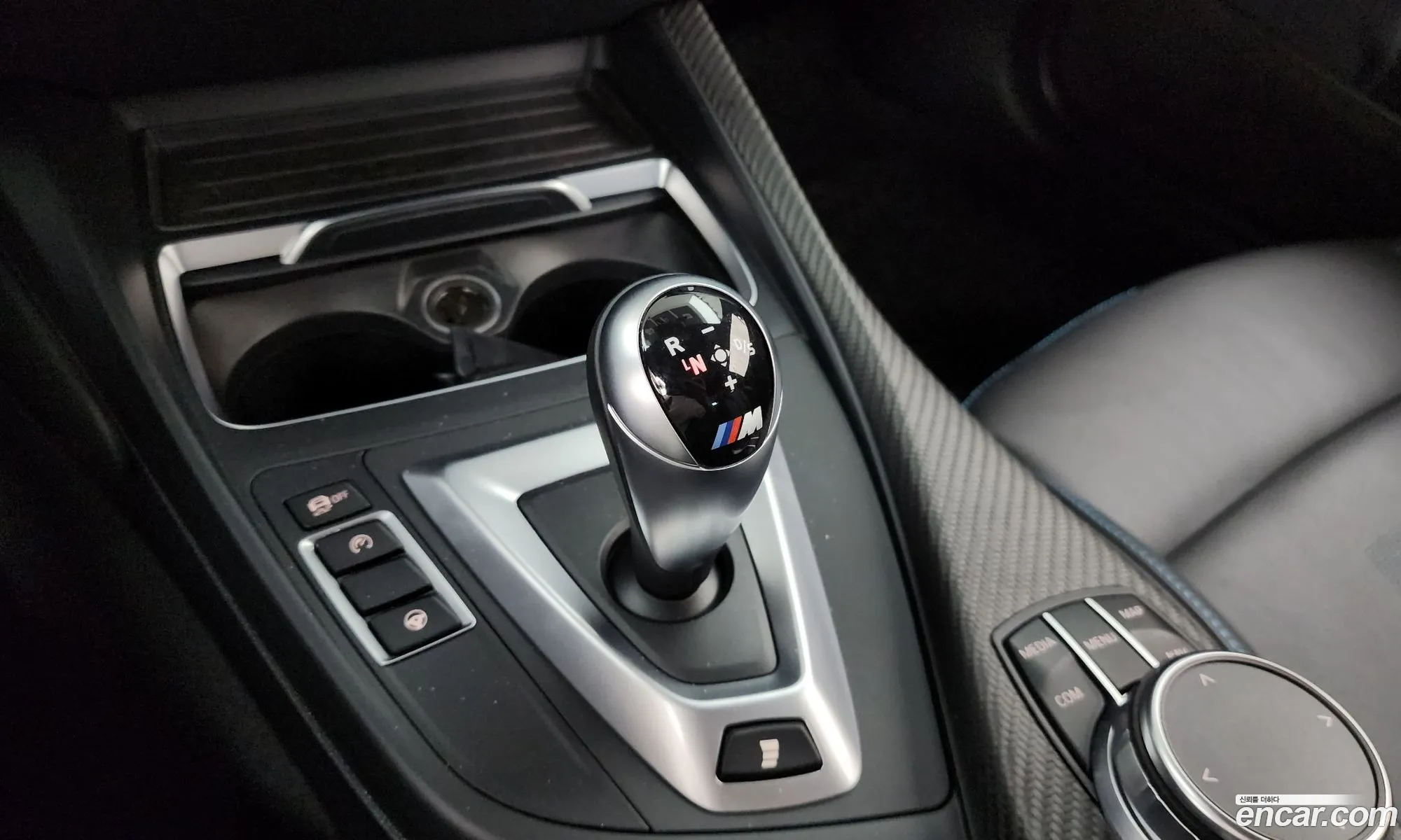 BMW M2 2020 WBS2U7104M7G68283 — 25