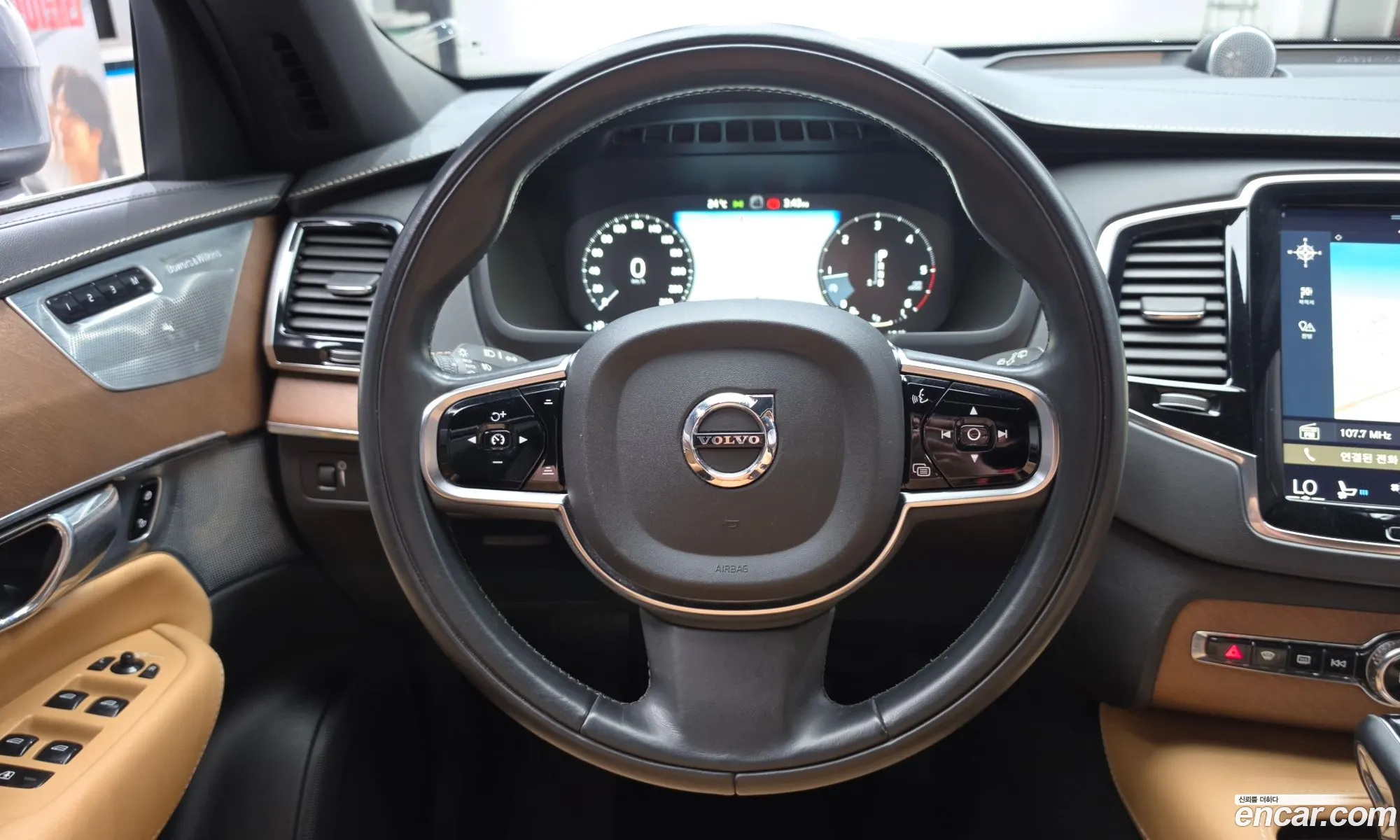 Volvo XC90 2016 YV1LF68BCH1121587 — 7