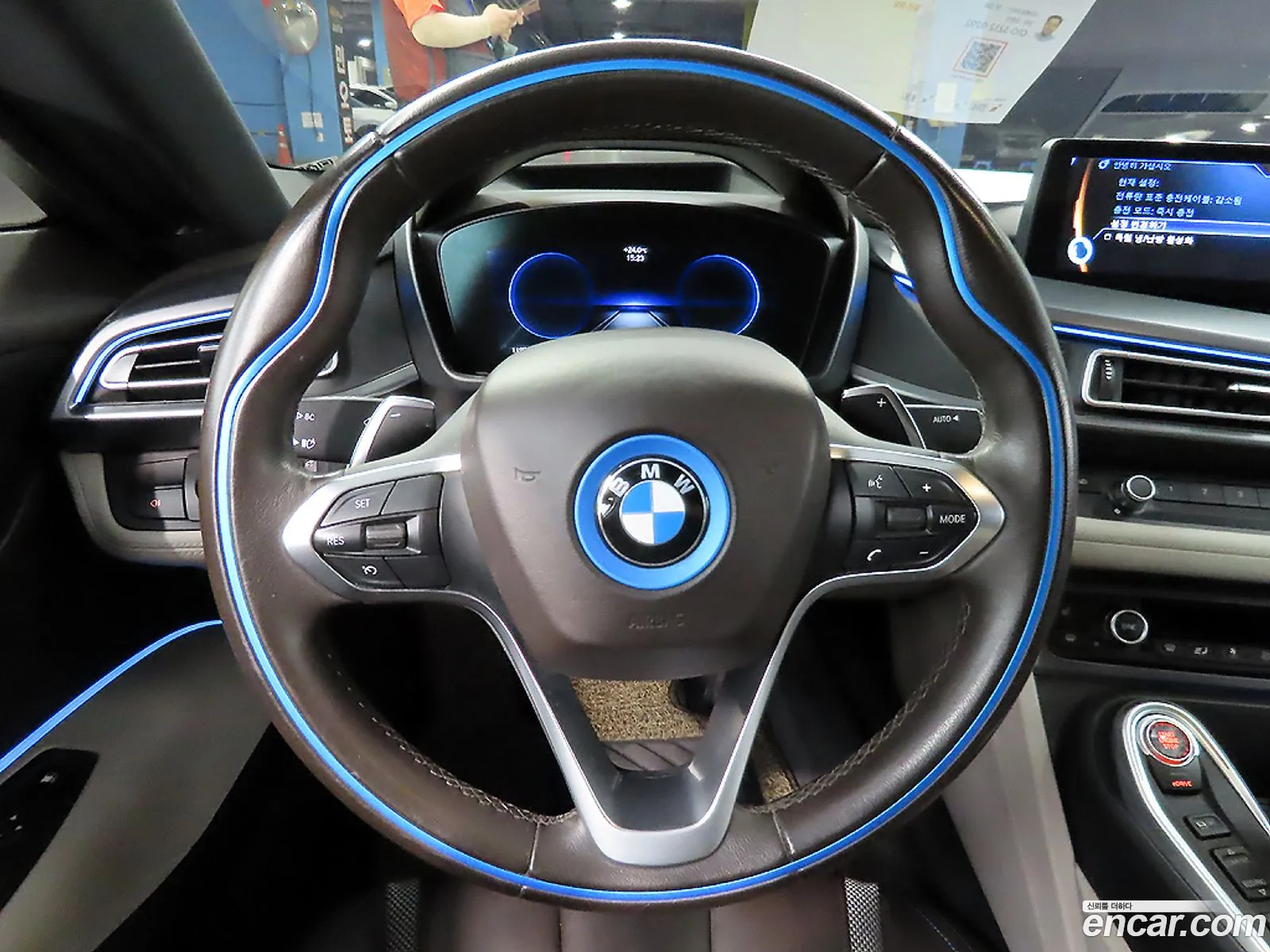 BMW i8 2015 — 19