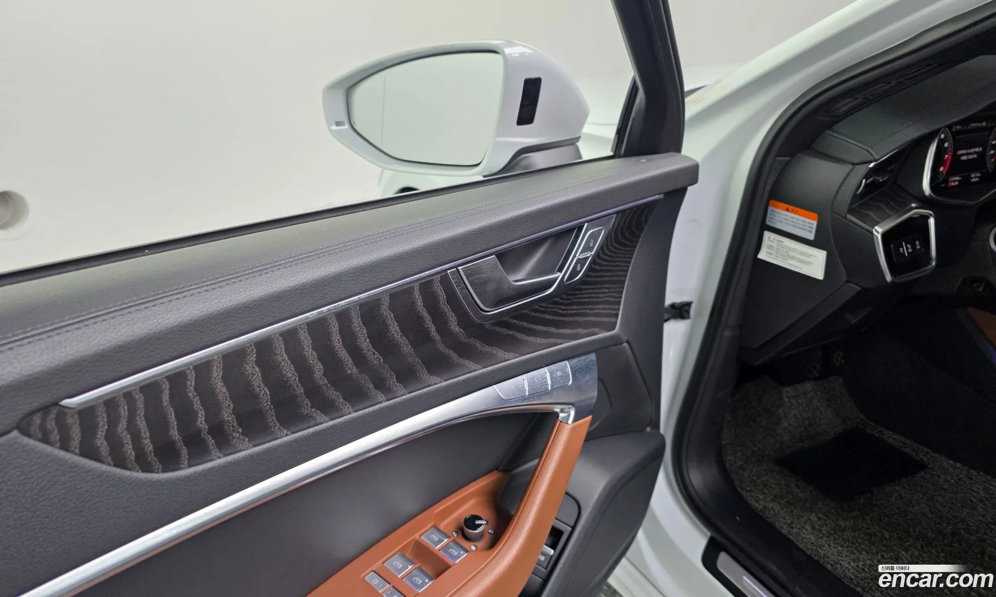 Audi A6 2021 WAUZZZF23MN010165 — 7