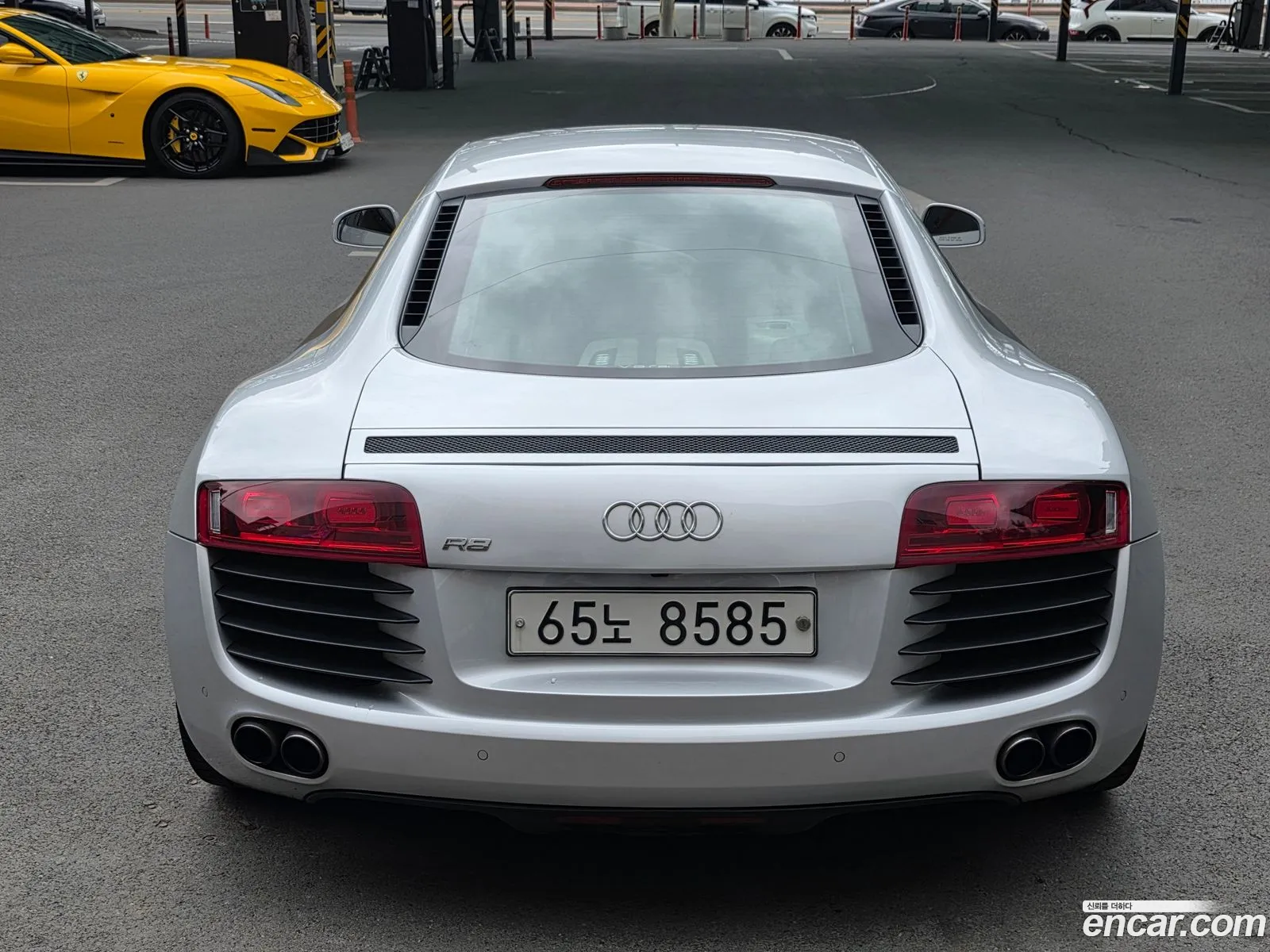 Audi R8 2008 — 10