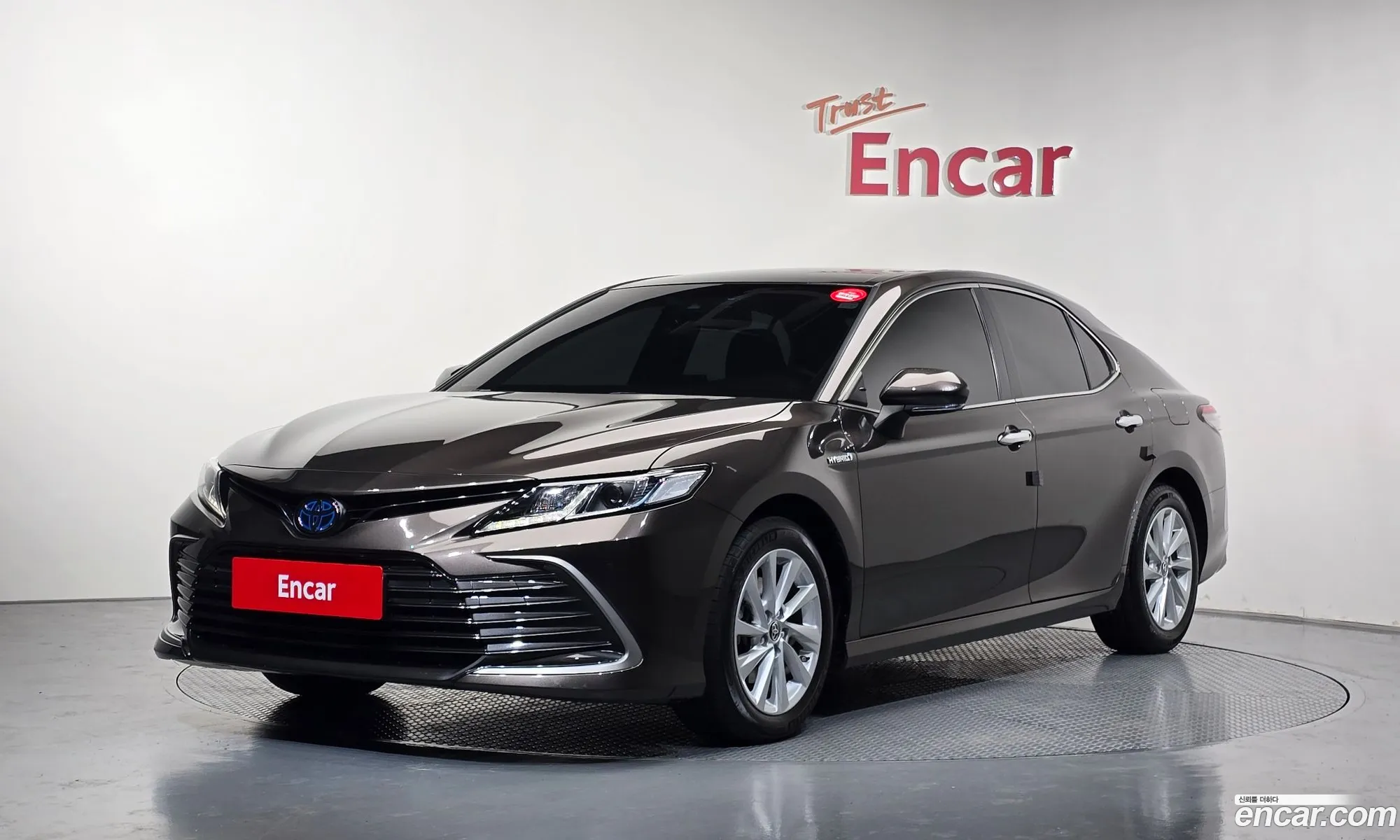Toyota Camry 2021 — 8