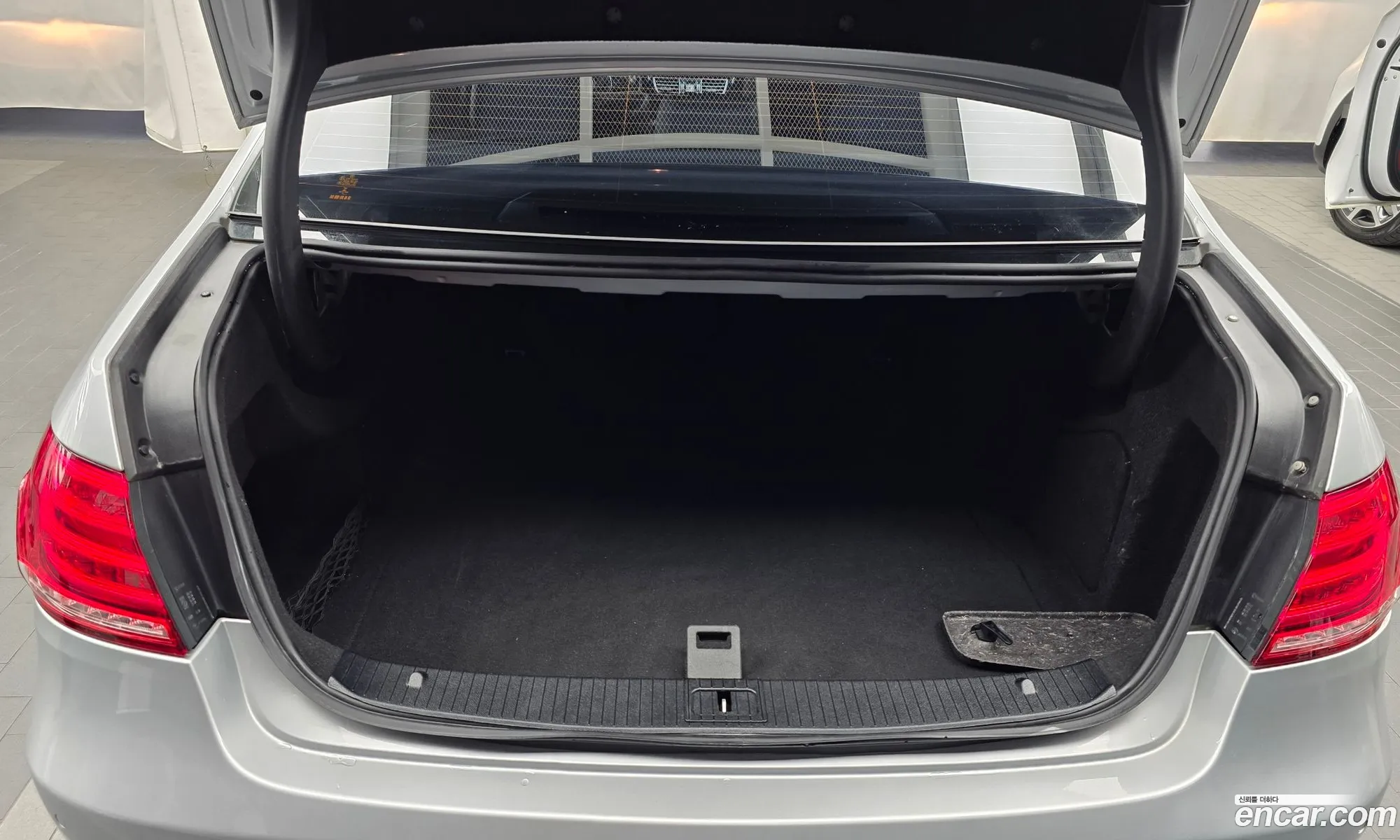 Mercedes-Benz E-Class W212 2015 WDDHF0AB3FB156618 — 9
