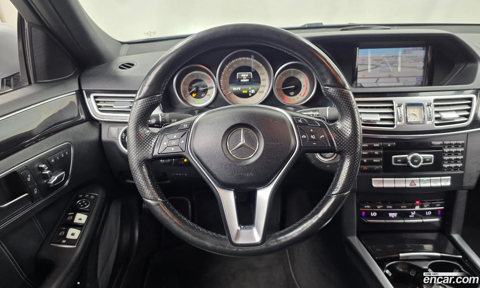 Mercedes-Benz E-Class W212 2015 WDDHF0AB3FB156618 — 13